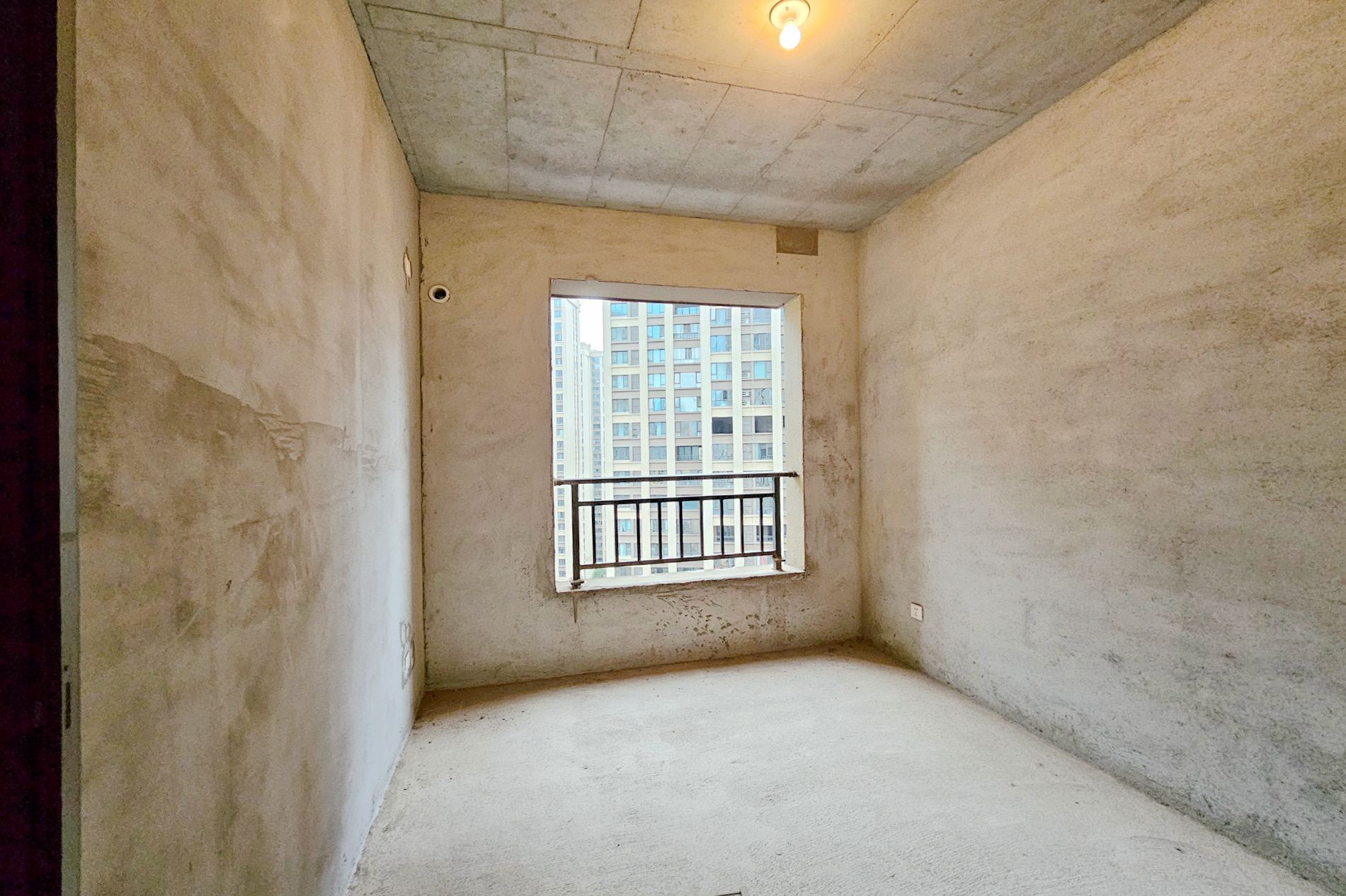 阳光城尚东湾青云苑 4室2厅2卫 123.0万 阳光城尚东湾青云苑 4室2厅2卫 123.0万卧室