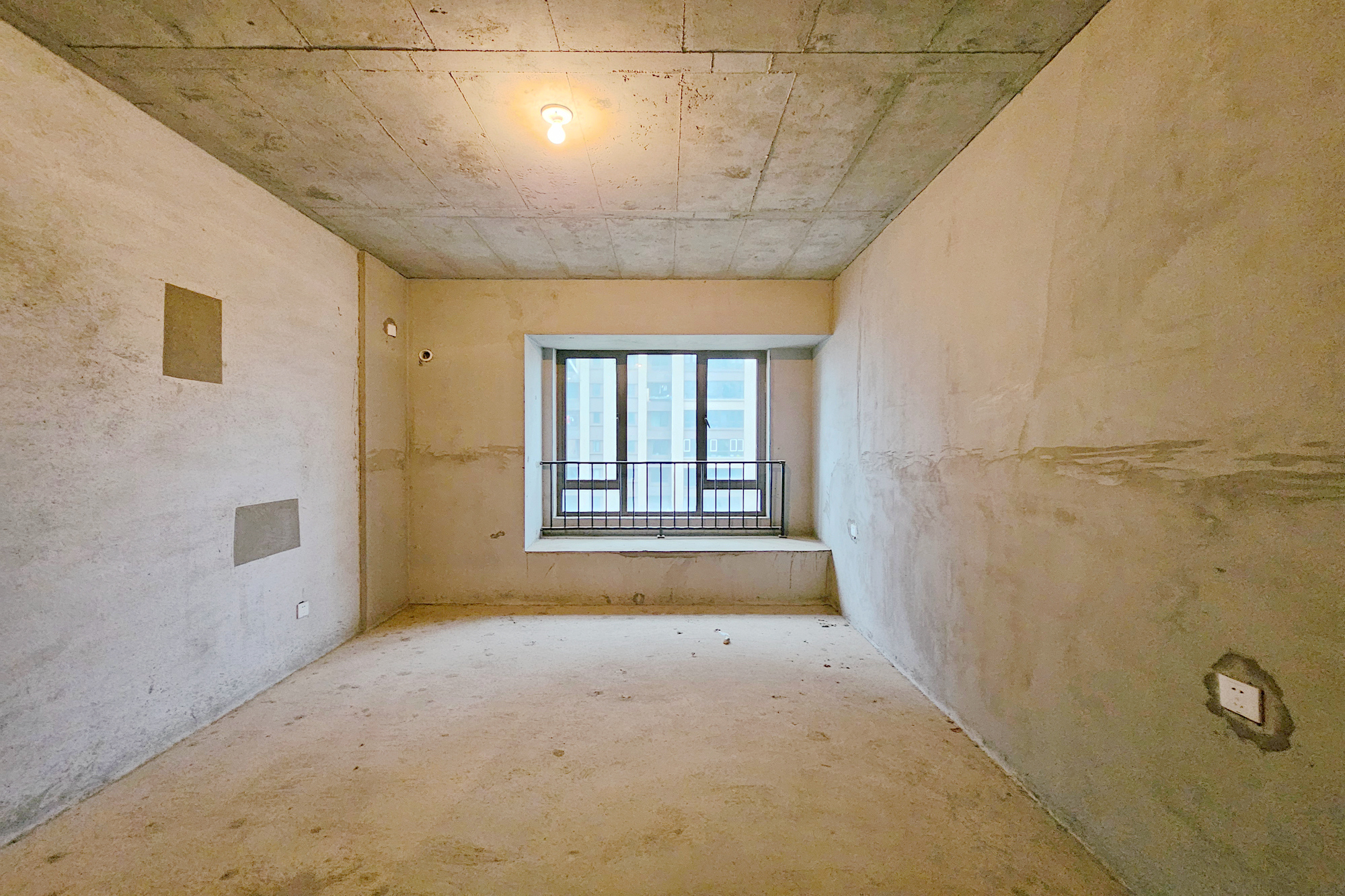 阳光城尚东湾青云苑 4室2厅2卫 123.0万 阳光城尚东湾青云苑 4室2厅2卫 123.0万卧室