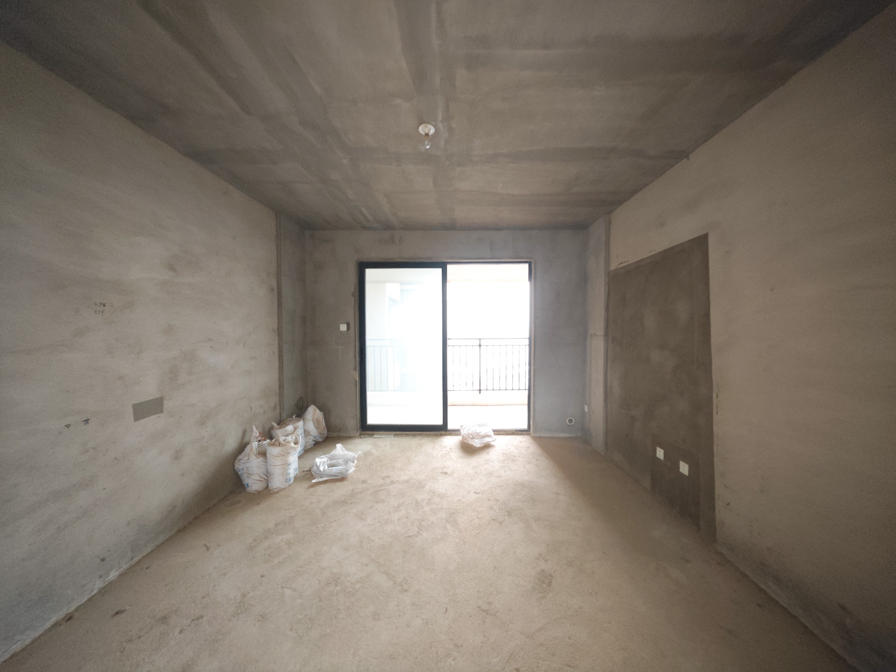中建嘉和城  3室2厅2卫   106.00万客厅