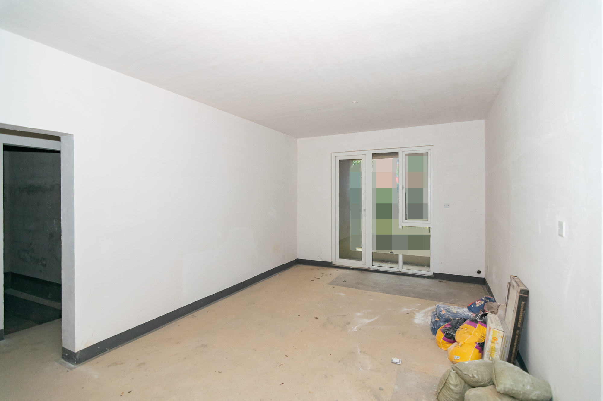 金地三千府(金地湖山樾、金地自在城) 3室2厅2卫 107.5万 金地三千府(金地湖山樾、金地自在城) 3室2厅2卫 107.5万客厅