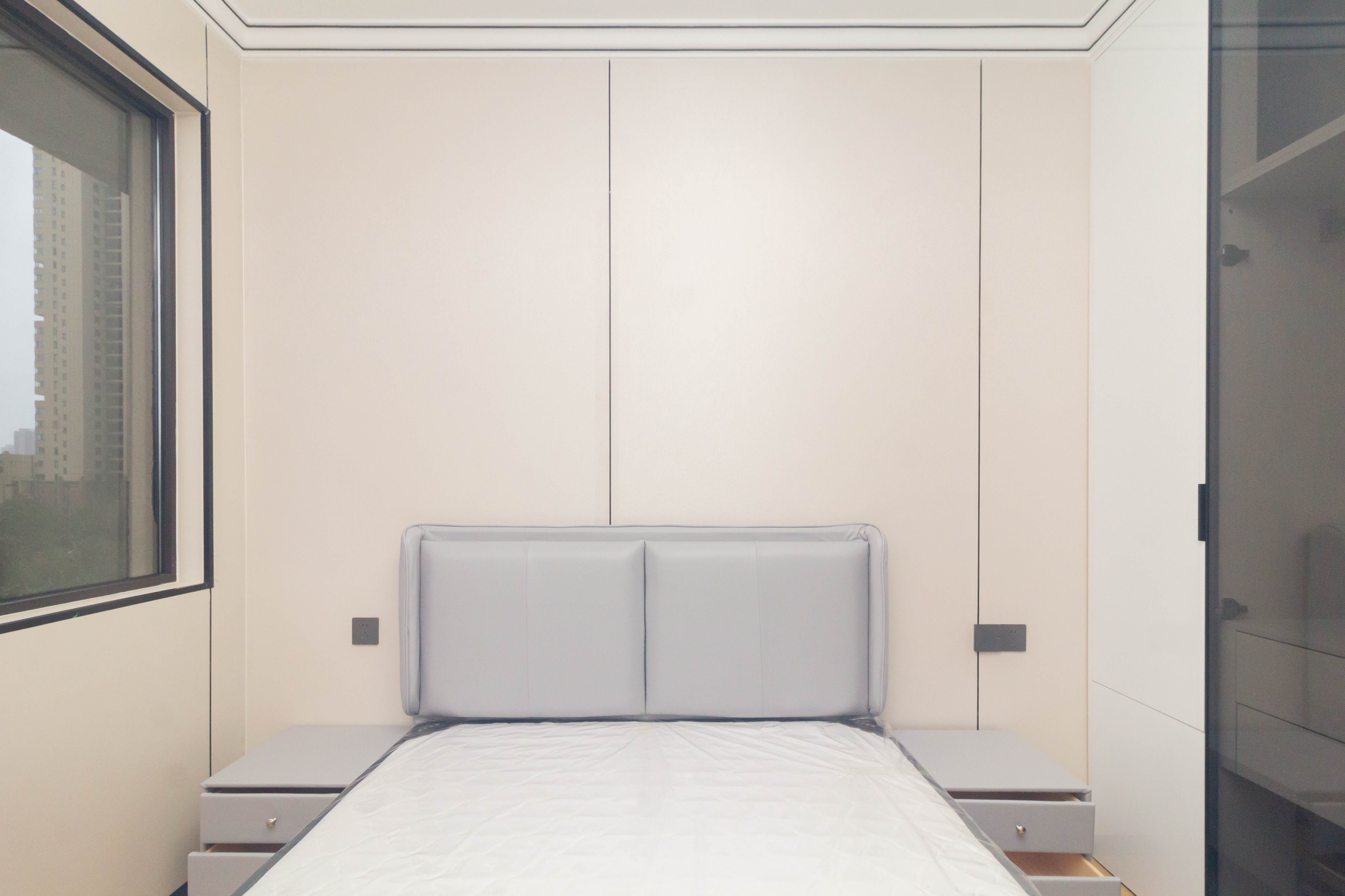 芙蓉万国城MOMA（卓越汇富苑）  4室2厅2卫    139.8万卧室