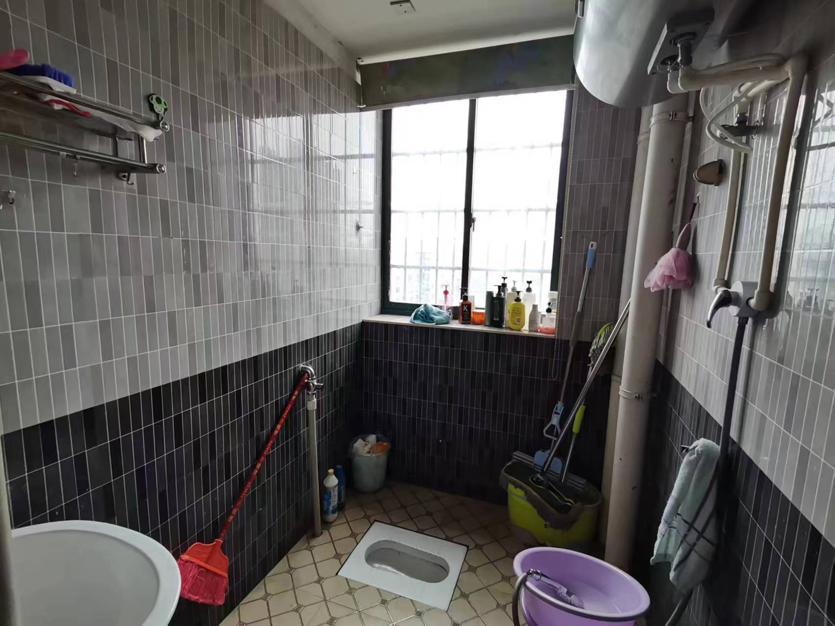 香山美境 4室2厅2卫 68.8万 香山美境 4室2厅2卫 68.8万室内图