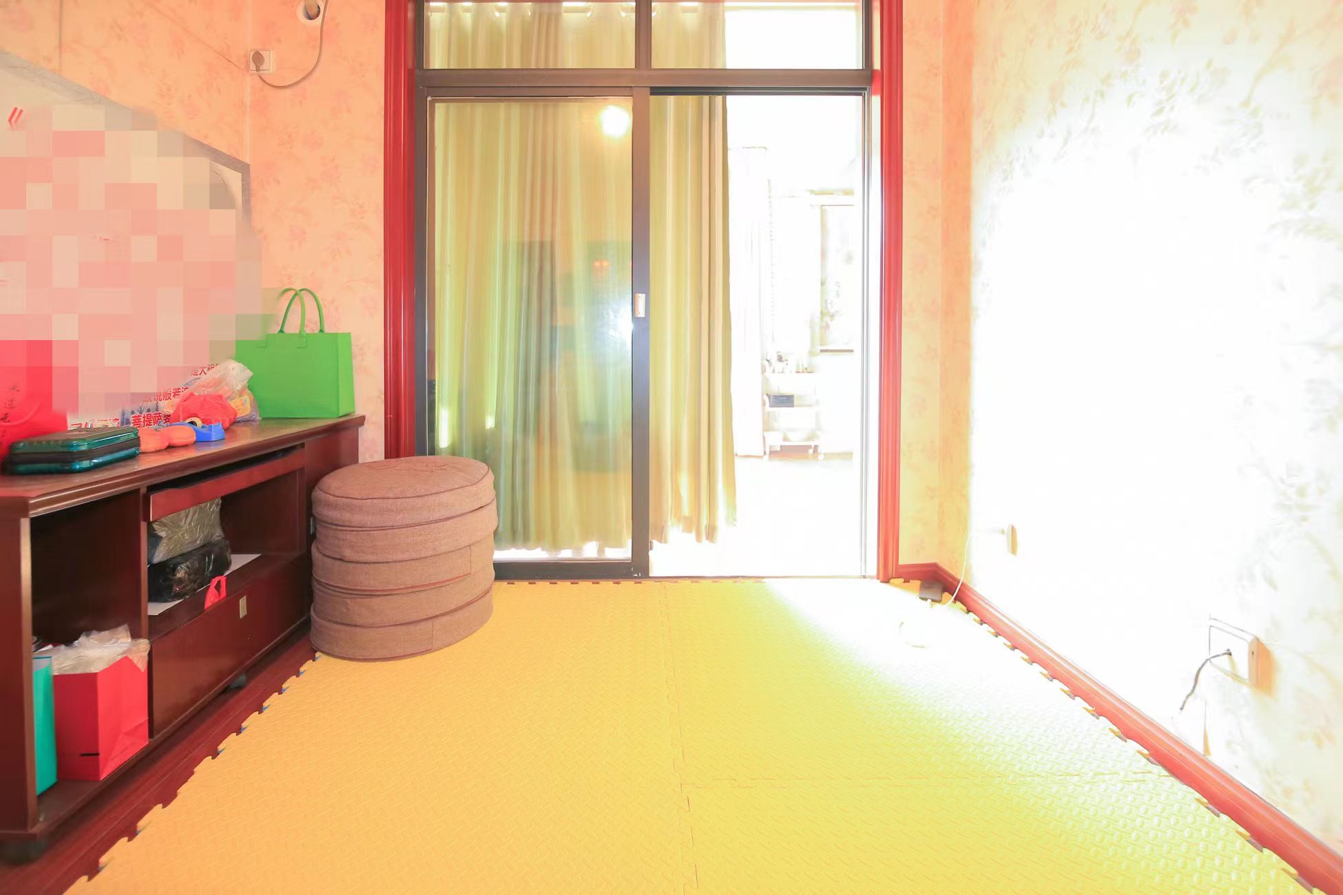 山水熙园  4室2厅2卫   131.00万卧室