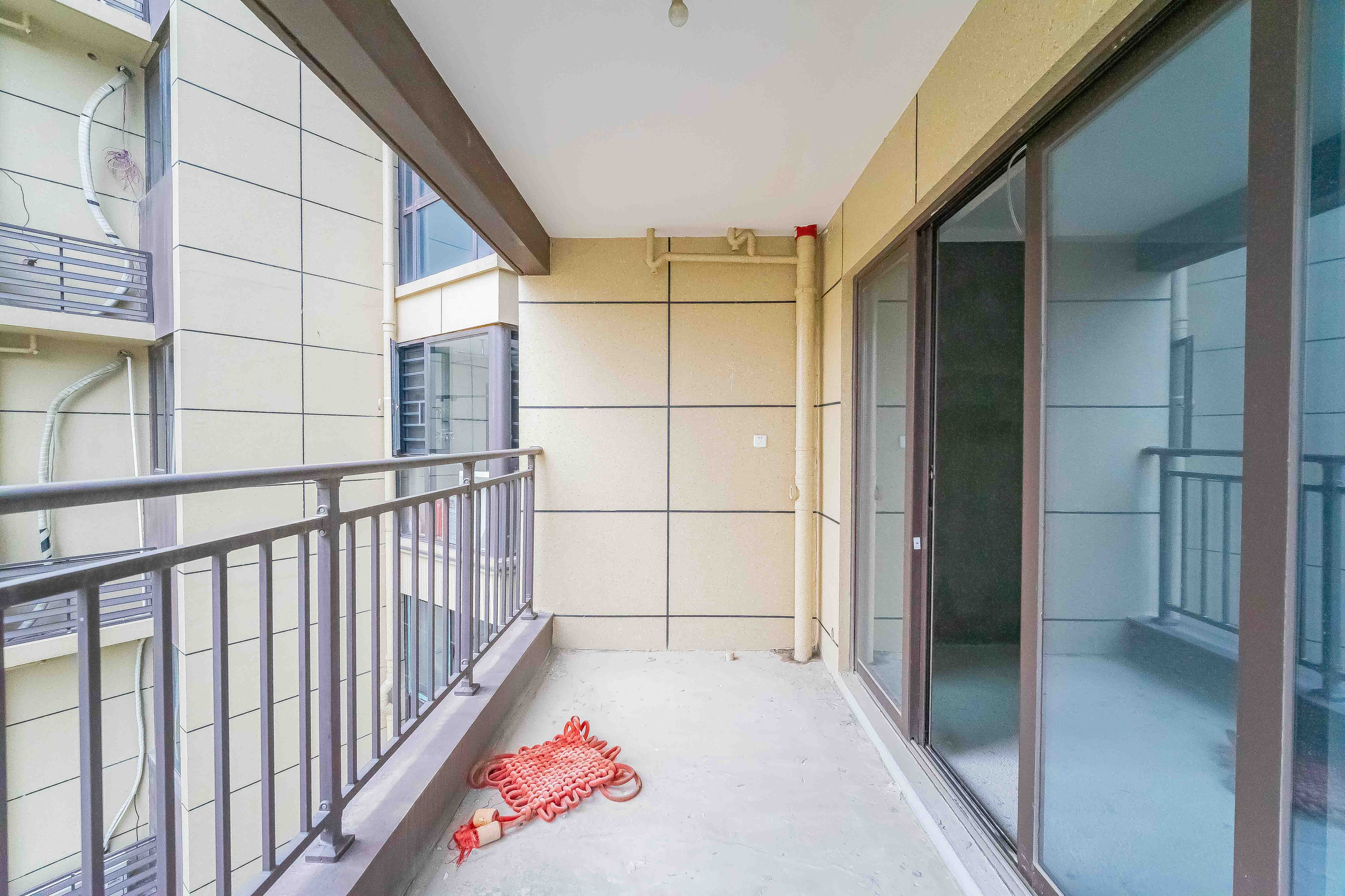 保利大都汇一期、二期 5室2厅2卫 175.0万 保利大都汇一期、二期 5室2厅2卫 175.0万其他