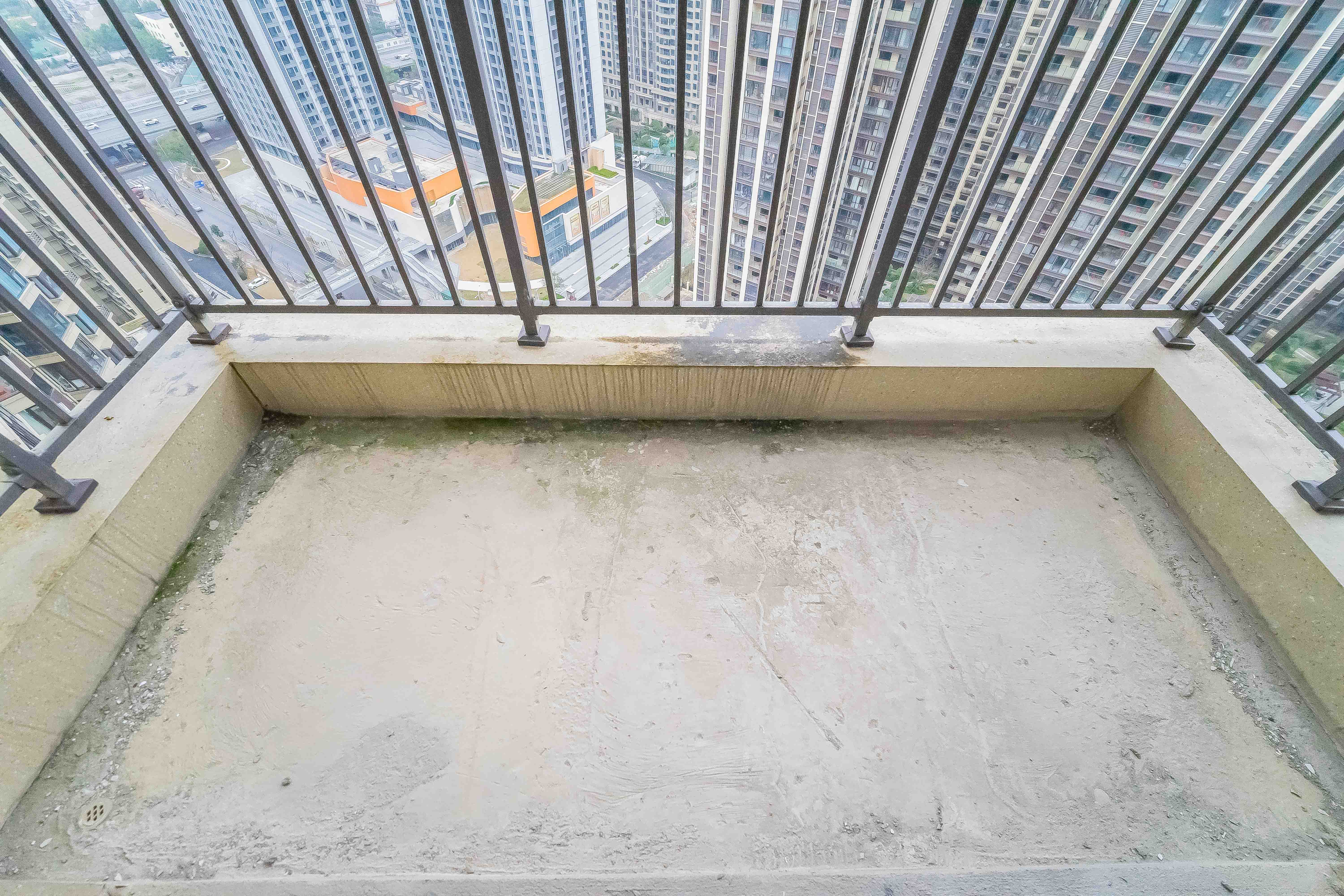 保利大都汇一期、二期 5室2厅2卫 175.0万 保利大都汇一期、二期 5室2厅2卫 175.0万其他