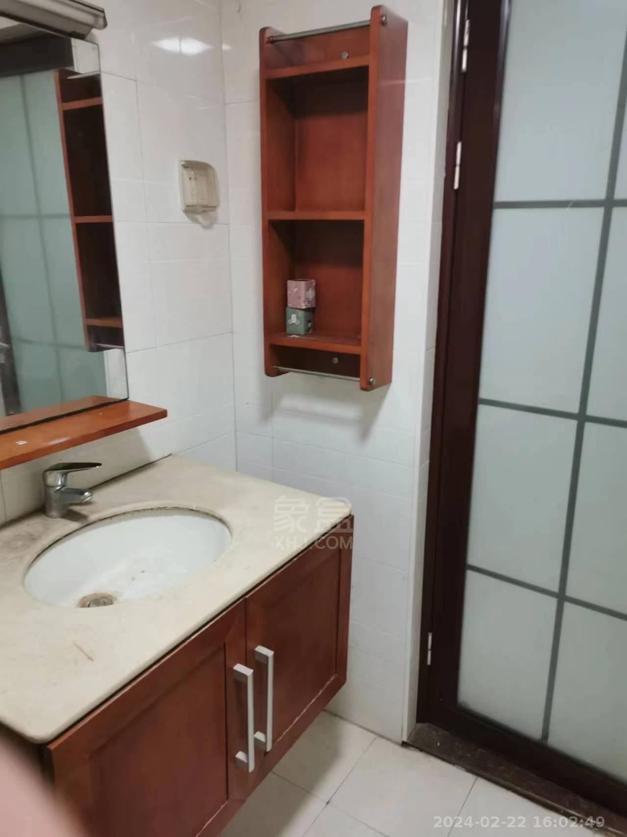 汉华国际  1室1厅1卫   1300.00元/月室内图