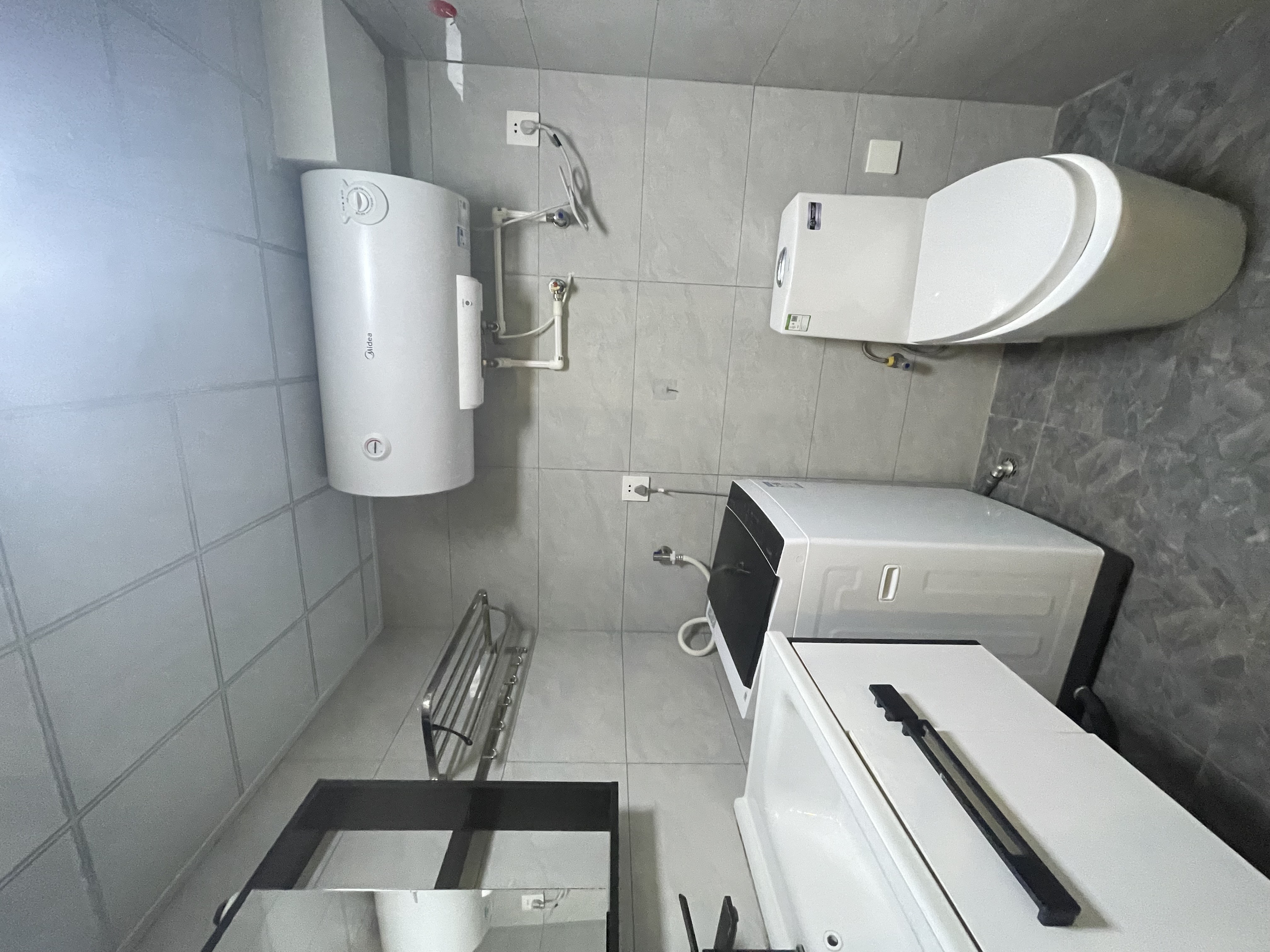 富力新天地三期 0室0厅0卫 1600.00元/月 富力新天地三期 0室0厅0卫 1600.00元/月室内图