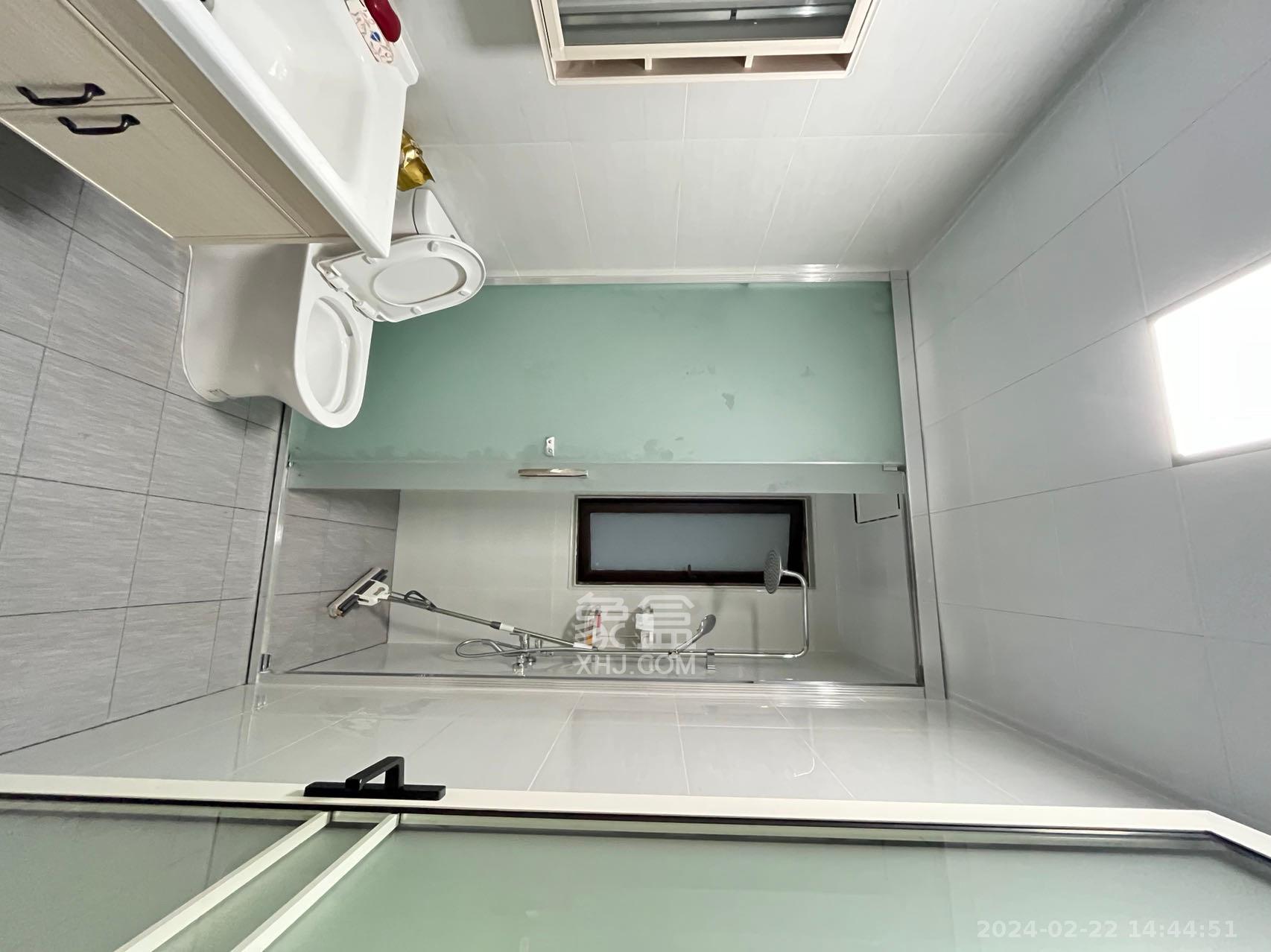 卓越浅水湾  3室2厅1卫    3280.0元/月室内图