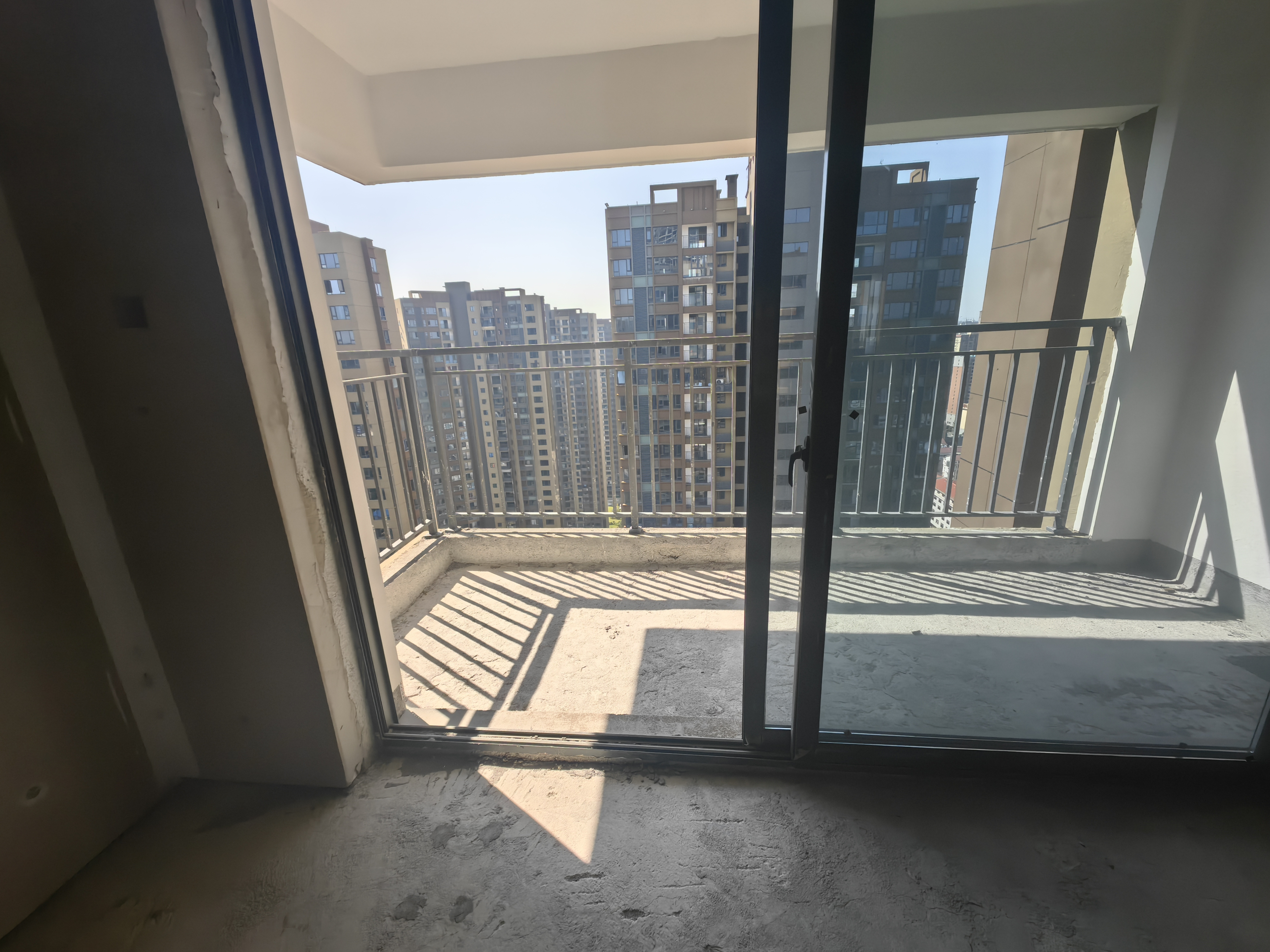 宁邦中心(二期公园里) 0室0厅0卫 130.0万 宁邦中心(二期公园里) 0室0厅0卫 130.0万客厅