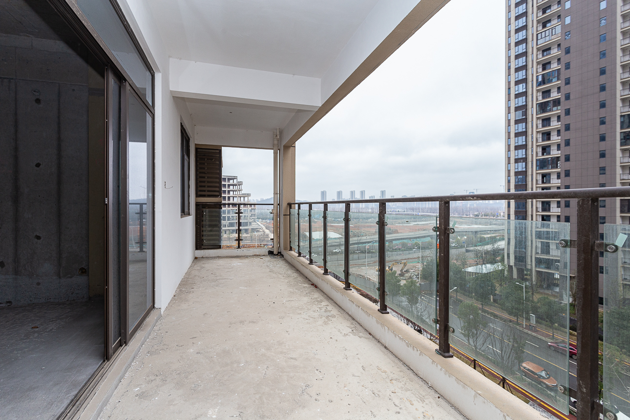 润和湘江天地AB区 4室2厅2卫 186.0万 润和湘江天地AB区 4室2厅2卫 186.0万阳台