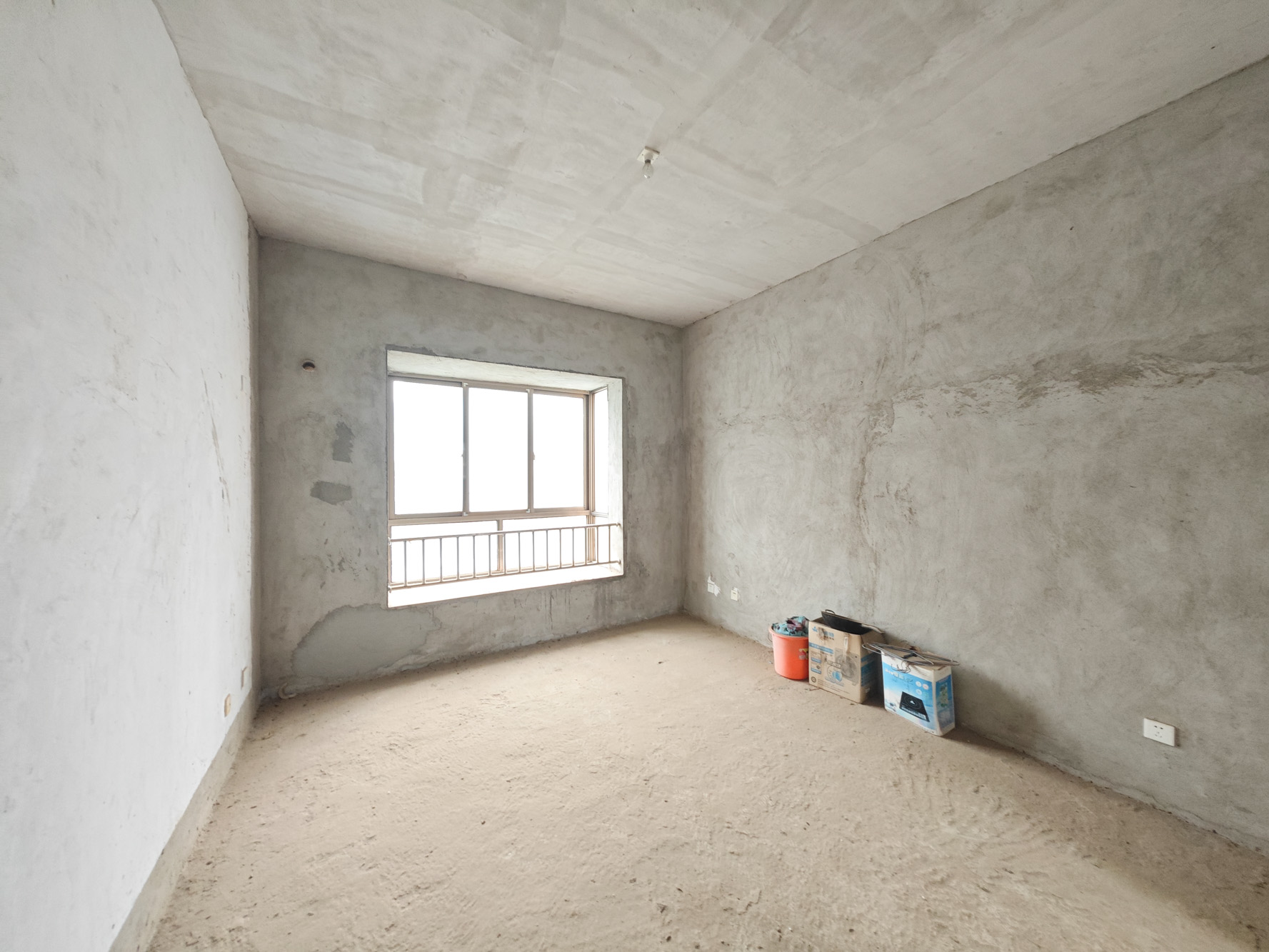 和顺苑(省公安厅单位房)  8室3厅4卫    420.0万 和顺苑(省公安厅单位房)  8室3厅4卫    420.0万卧室