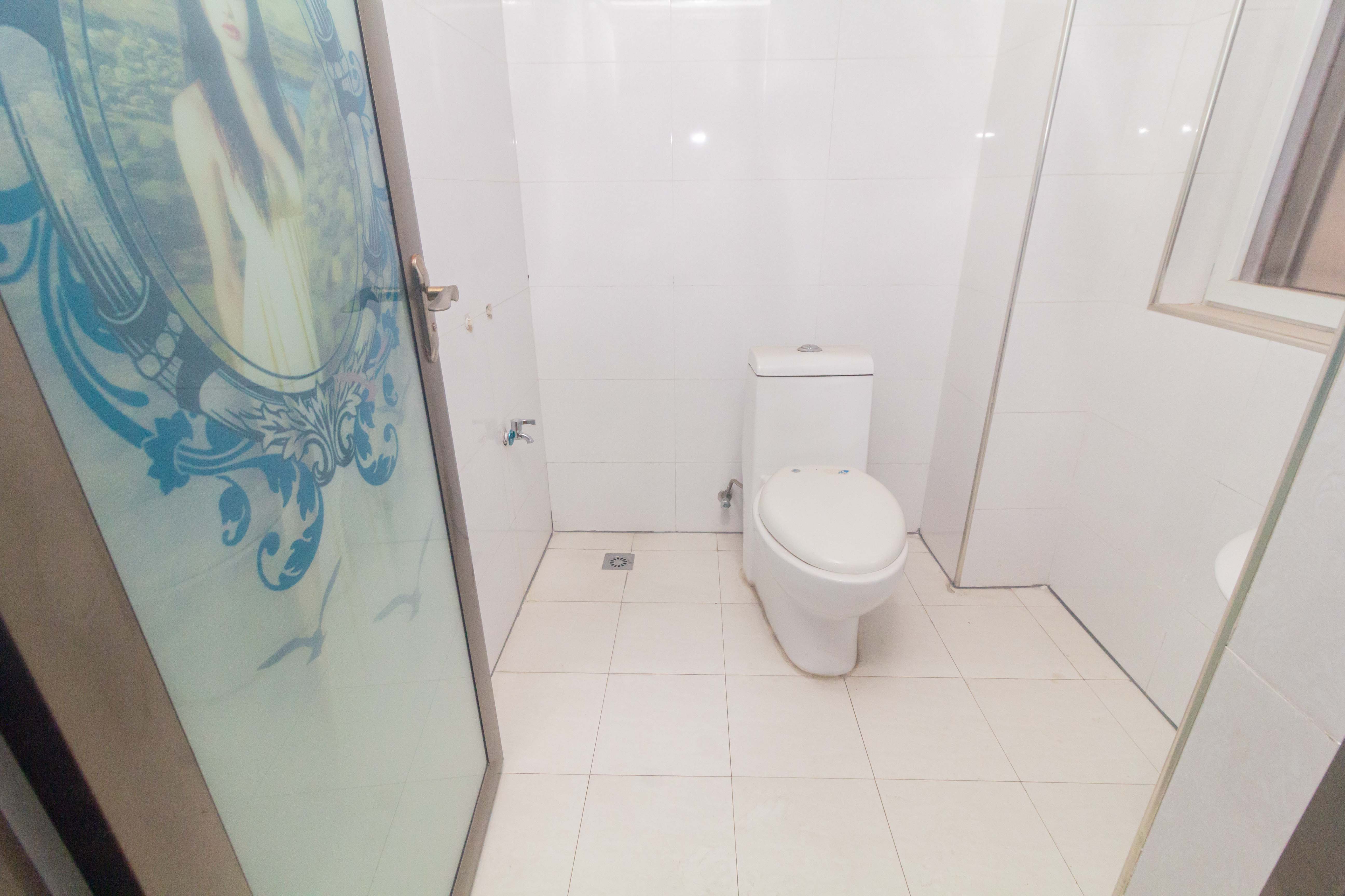 爵士湘 3室2厅1卫 68.8万 爵士湘 3室2厅1卫 68.8万卫生间