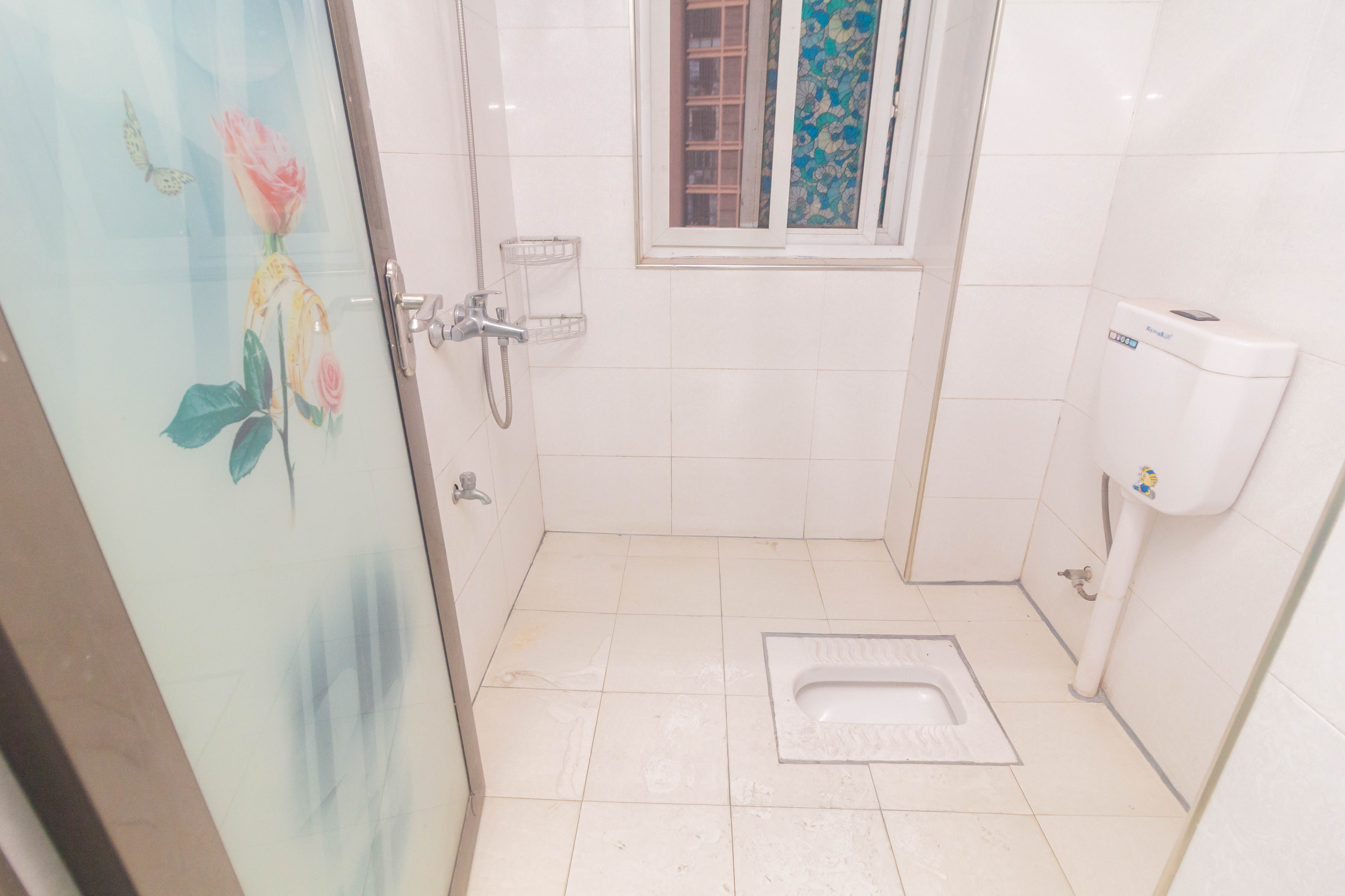 爵士湘 3室2厅1卫 68.8万 爵士湘 3室2厅1卫 68.8万卫生间