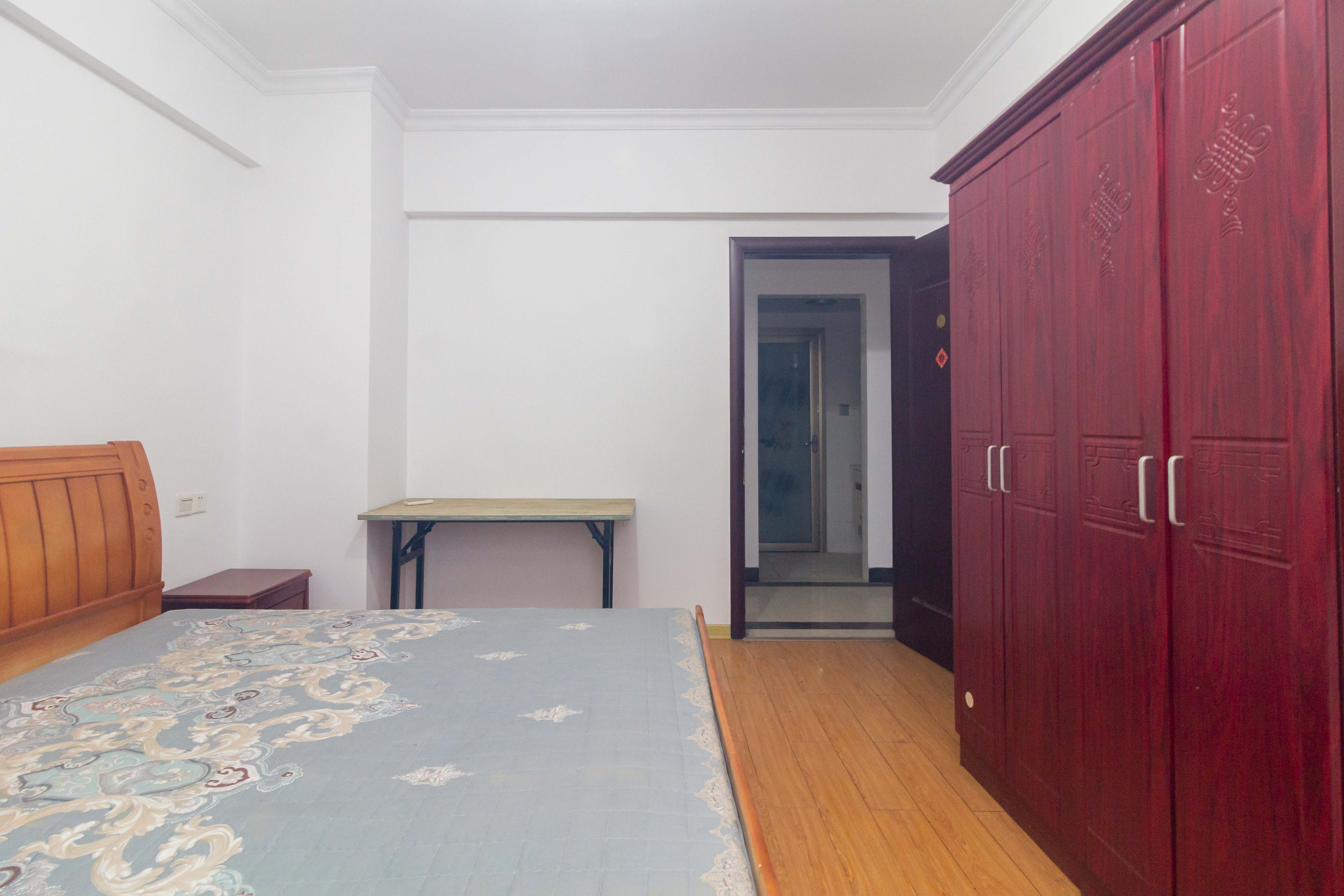 爵士湘 3室2厅1卫 68.8万 爵士湘 3室2厅1卫 68.8万卧室