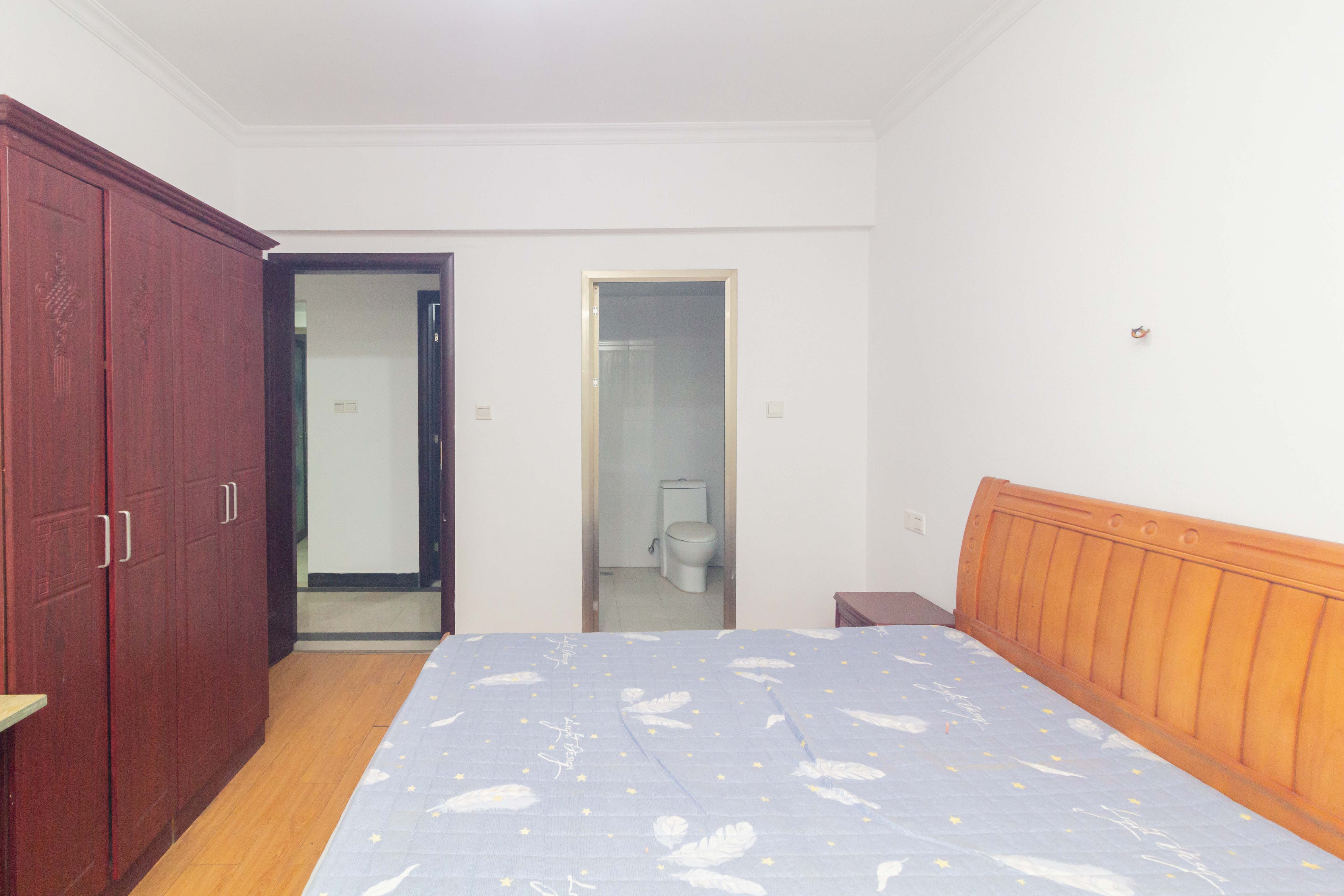 爵士湘 3室2厅1卫 68.8万 爵士湘 3室2厅1卫 68.8万卧室