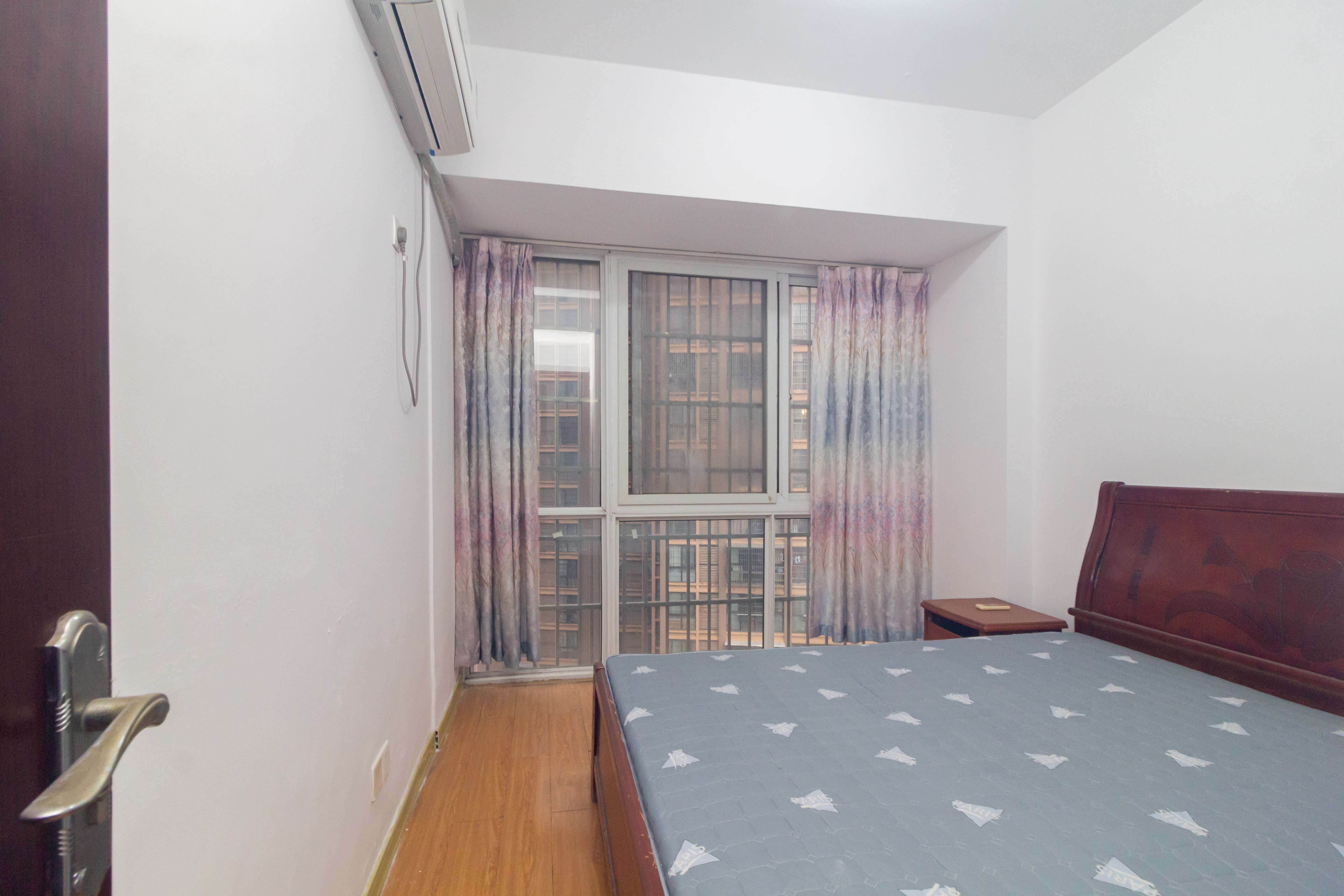 爵士湘 3室2厅1卫 68.8万 爵士湘 3室2厅1卫 68.8万卧室