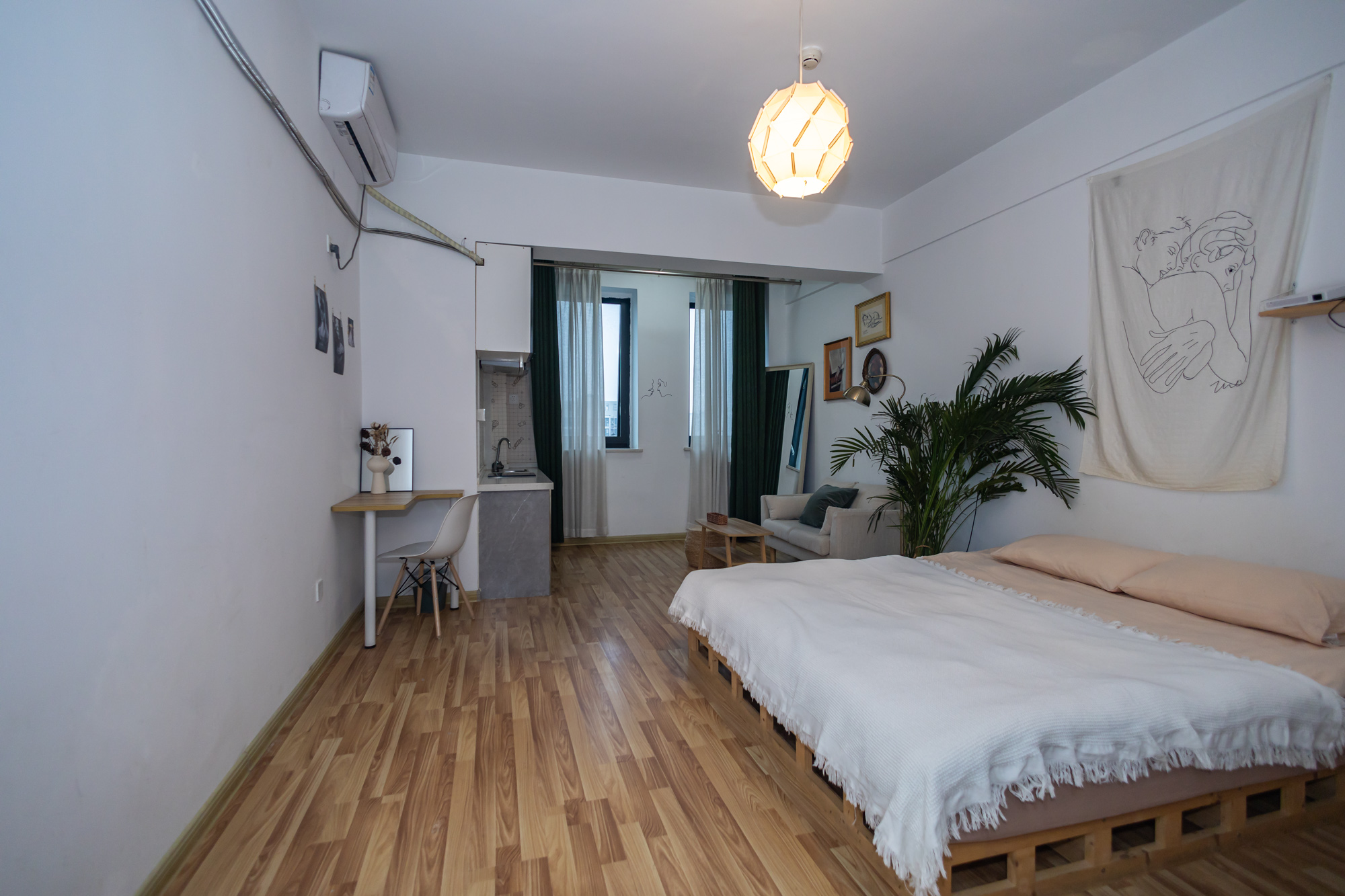 未来漫城 1室1厅1卫 34.8万 未来漫城 1室1厅1卫 34.8万客厅