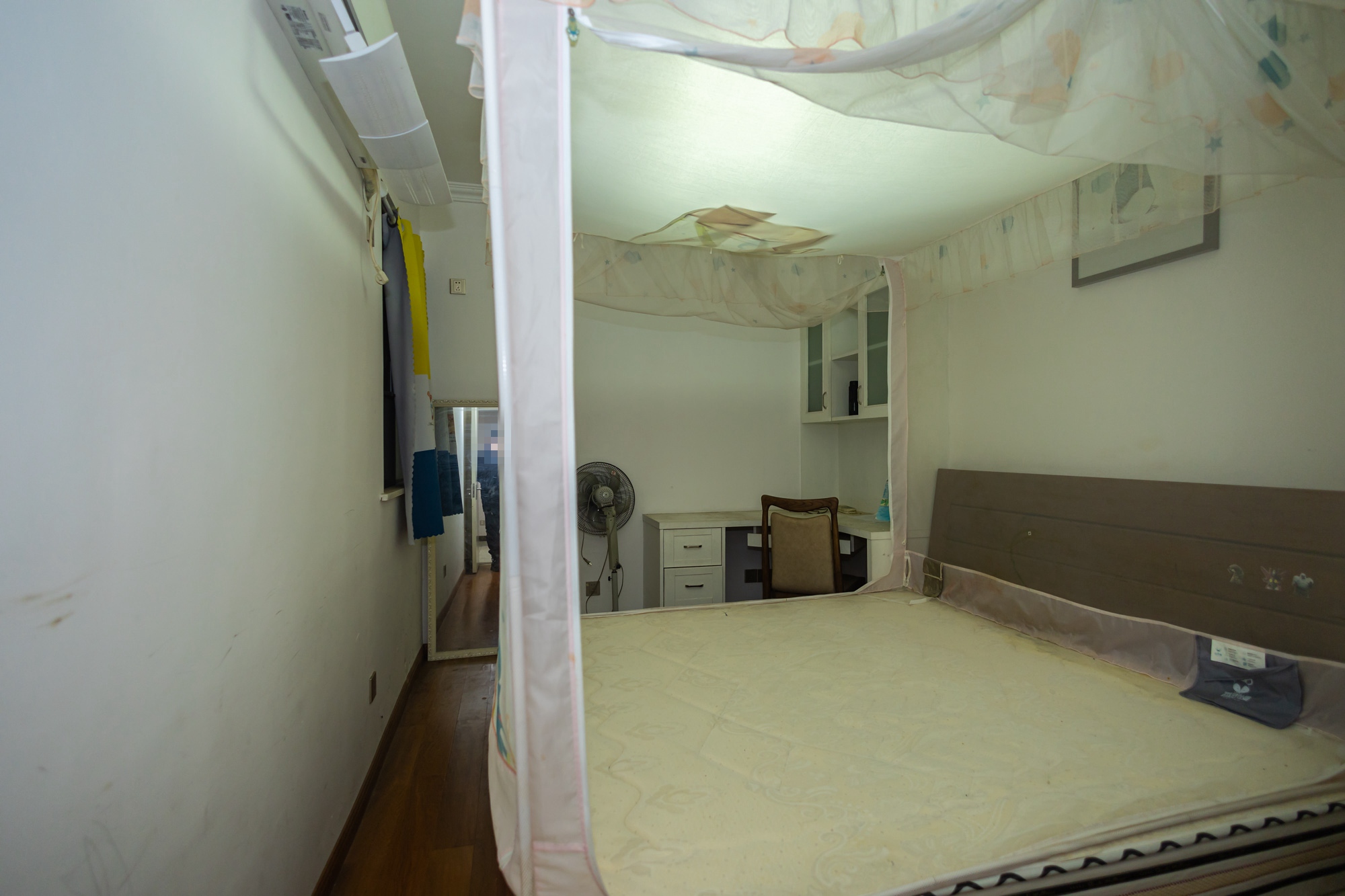 华润五彩城 3室2厅1卫 71.5万 华润五彩城 3室2厅1卫 71.5万卧室