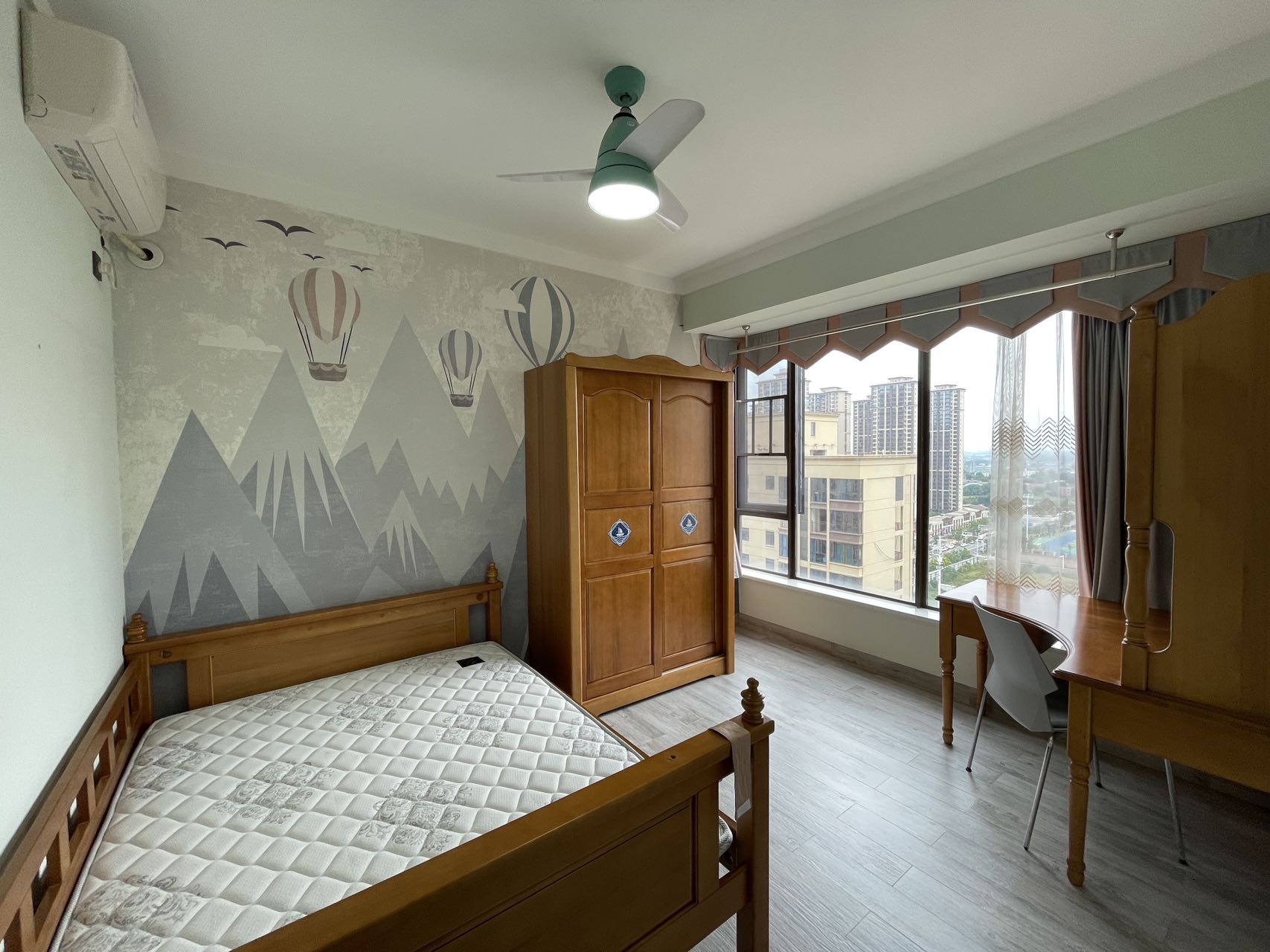 金轮翡翠名园 3室2厅1卫 76.8万 金轮翡翠名园 3室2厅1卫 76.8万室内图