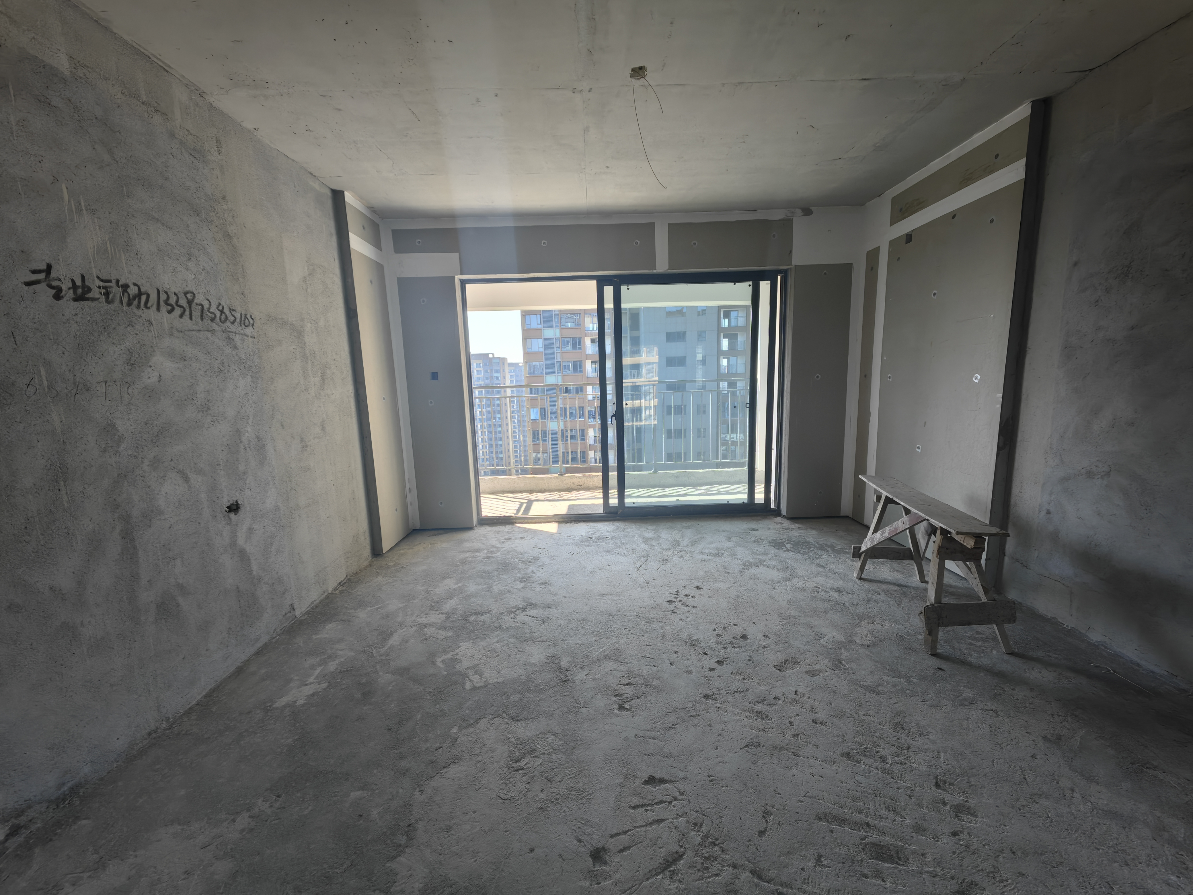 宁邦中心(二期公园里) 0室0厅0卫 130.0万 宁邦中心(二期公园里) 0室0厅0卫 130.0万客厅