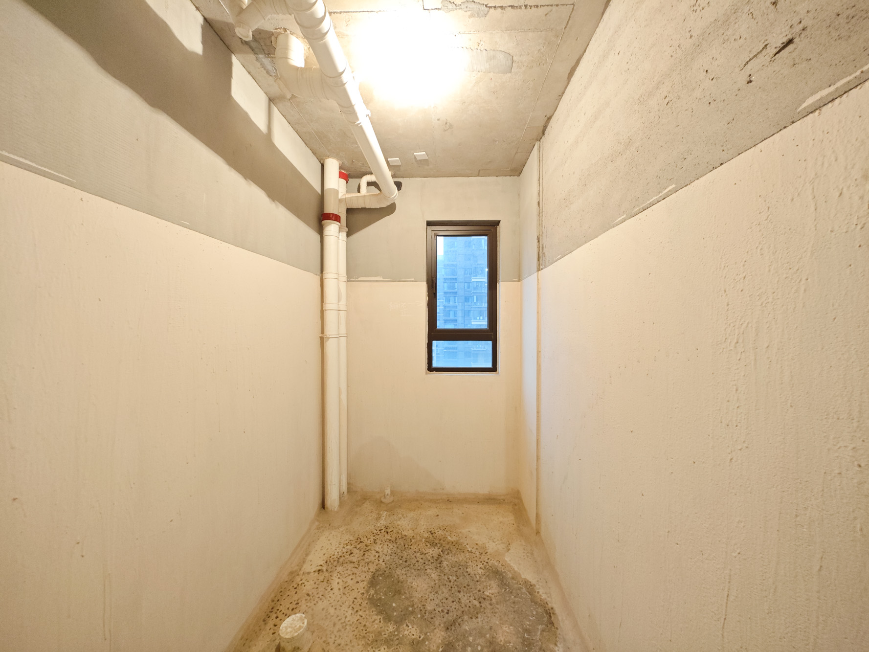 保利城（中航城国际社区、郡原美村）  4室2厅2卫   123.00万卫生间
