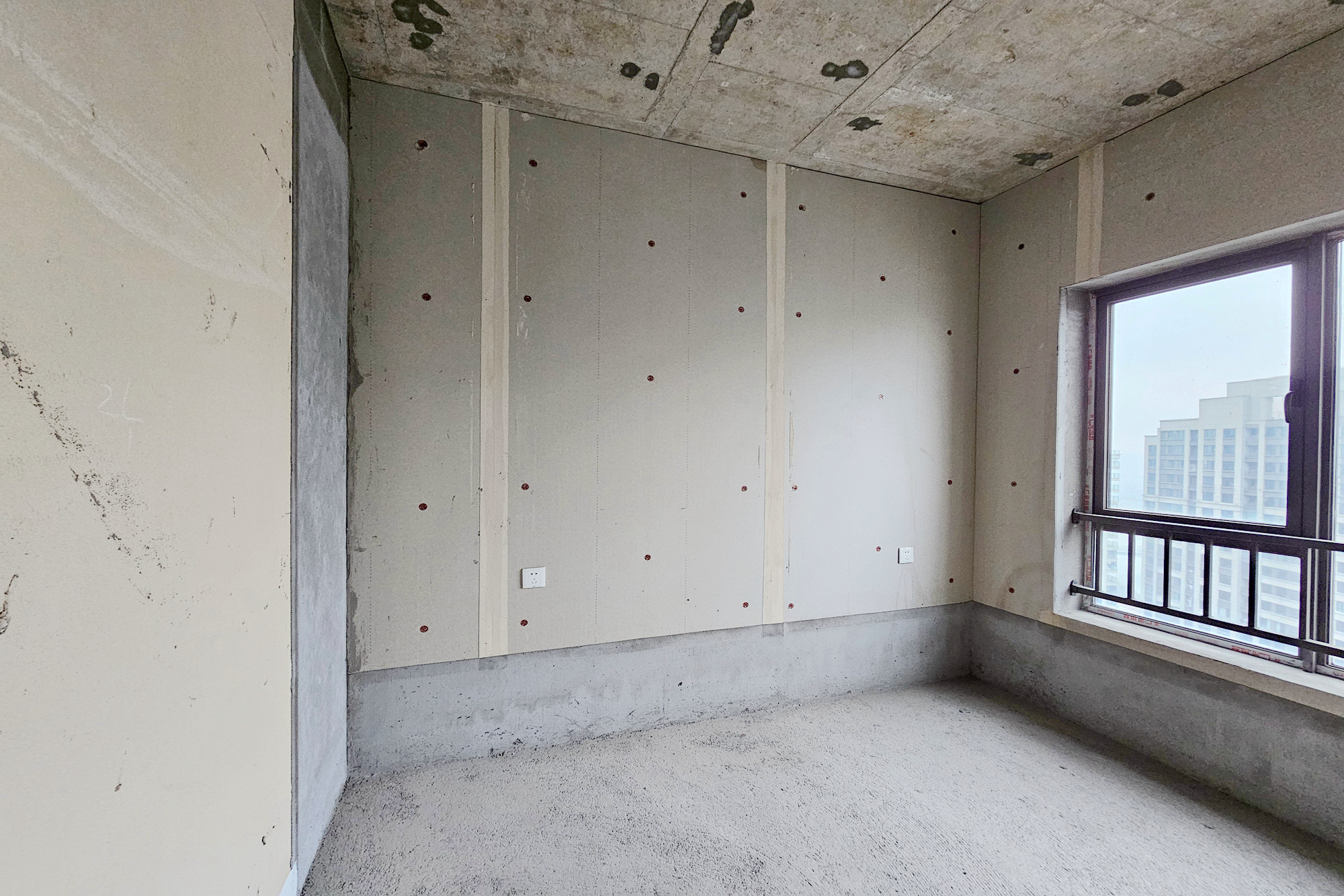 阳光城尚东湾凌云府  3室2厅2卫    114.0万卧室