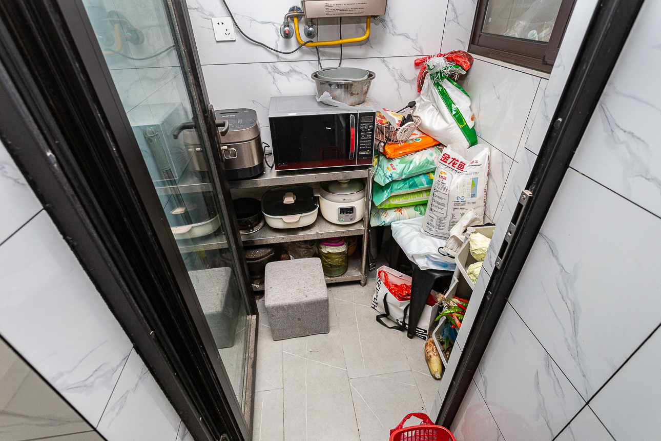 时代倾城三期  4室2厅1卫    128.0万 时代倾城三期  4室2厅1卫    128.0万阳台