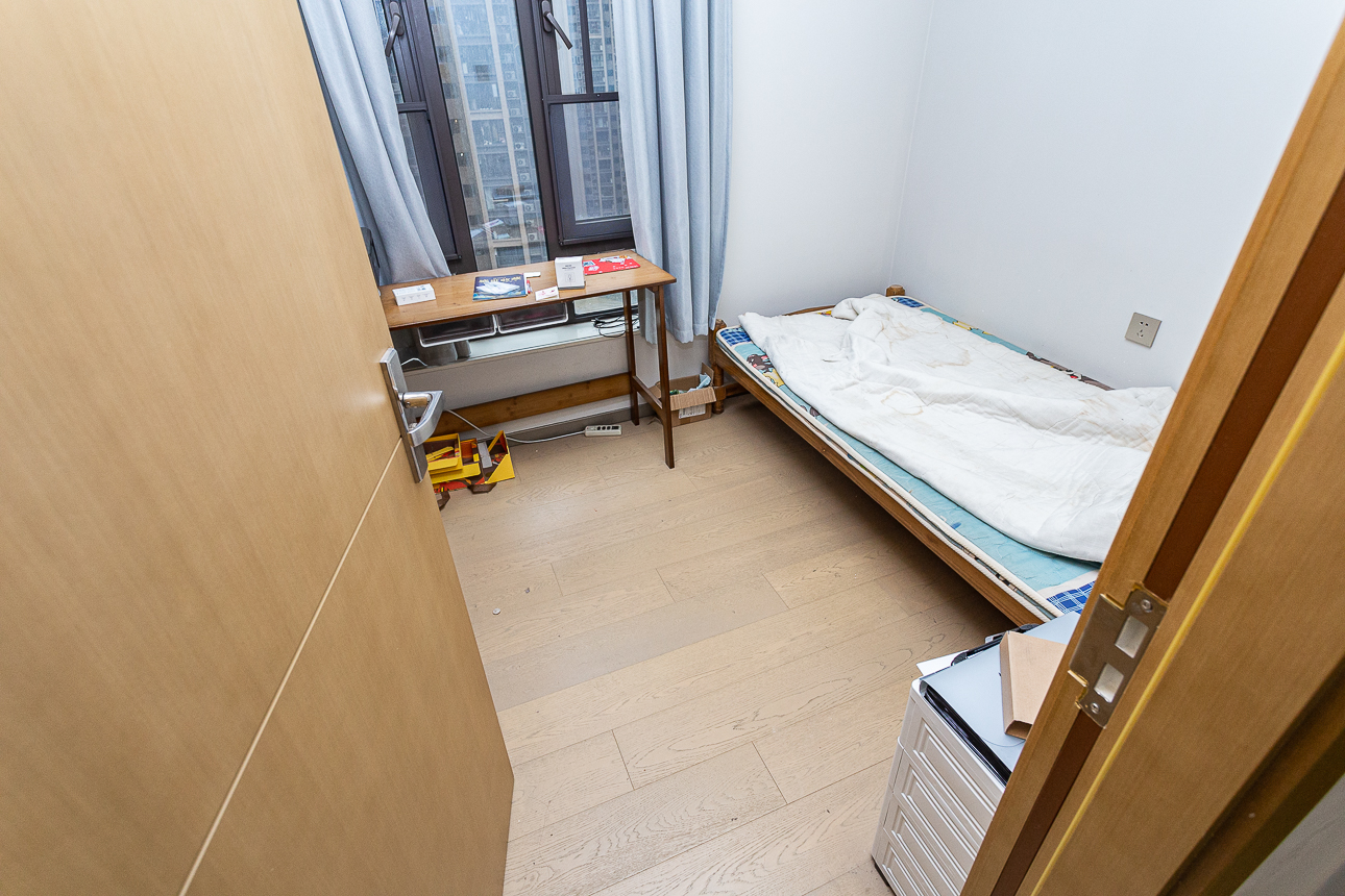 时代倾城四期 3室2厅2卫 78.0万 时代倾城四期 3室2厅2卫 78.0万卧室