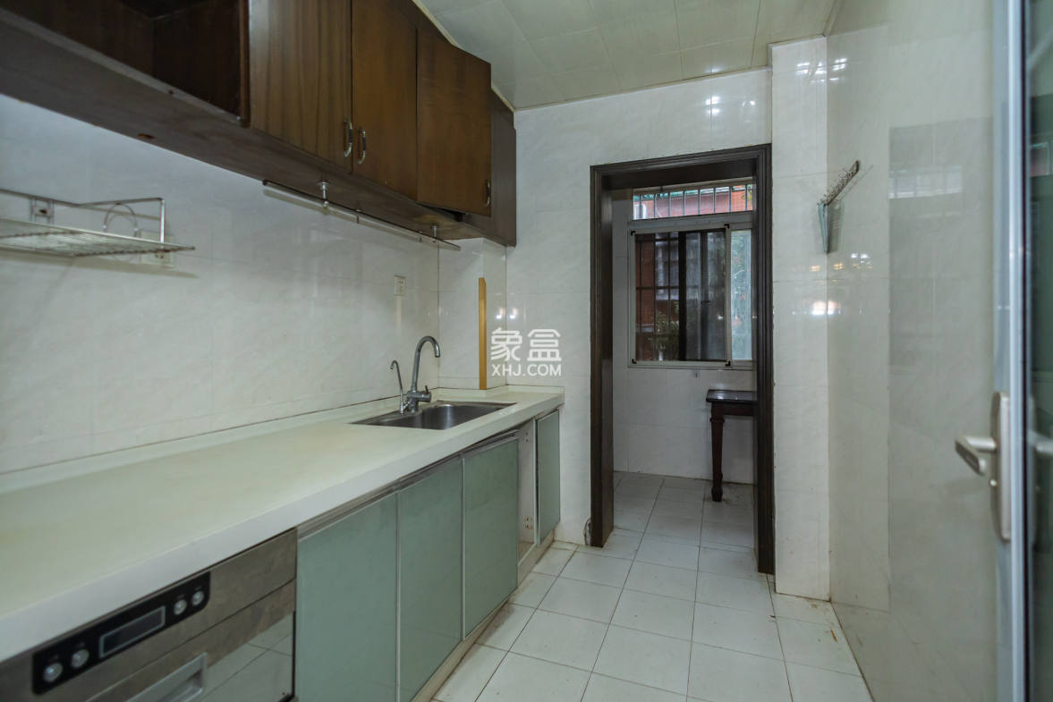 湘绣城 3室2厅2卫 40.8万 湘绣城 3室2厅2卫 40.8万厨房