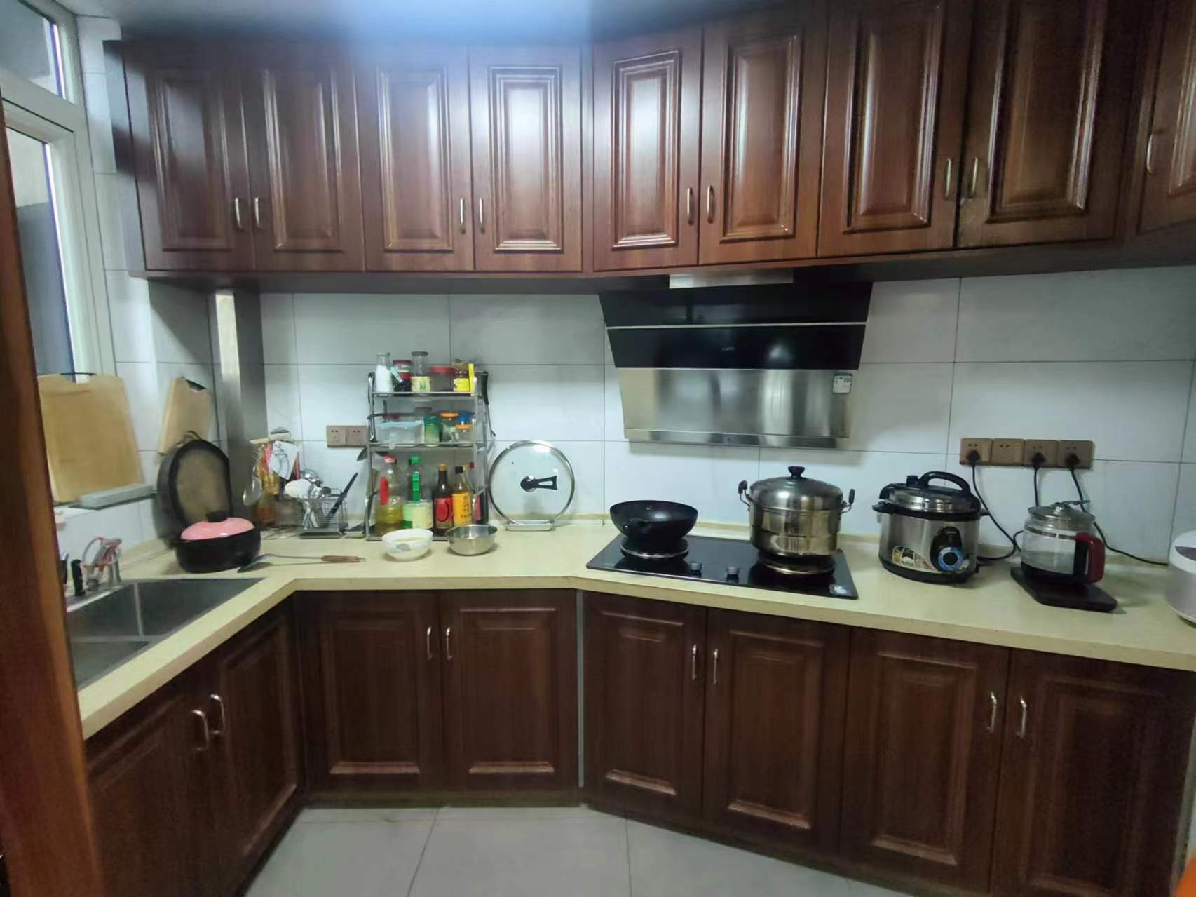 庐山一号  0室0厅0卫    122.0万 庐山一号  0室0厅0卫    122.0万室内图