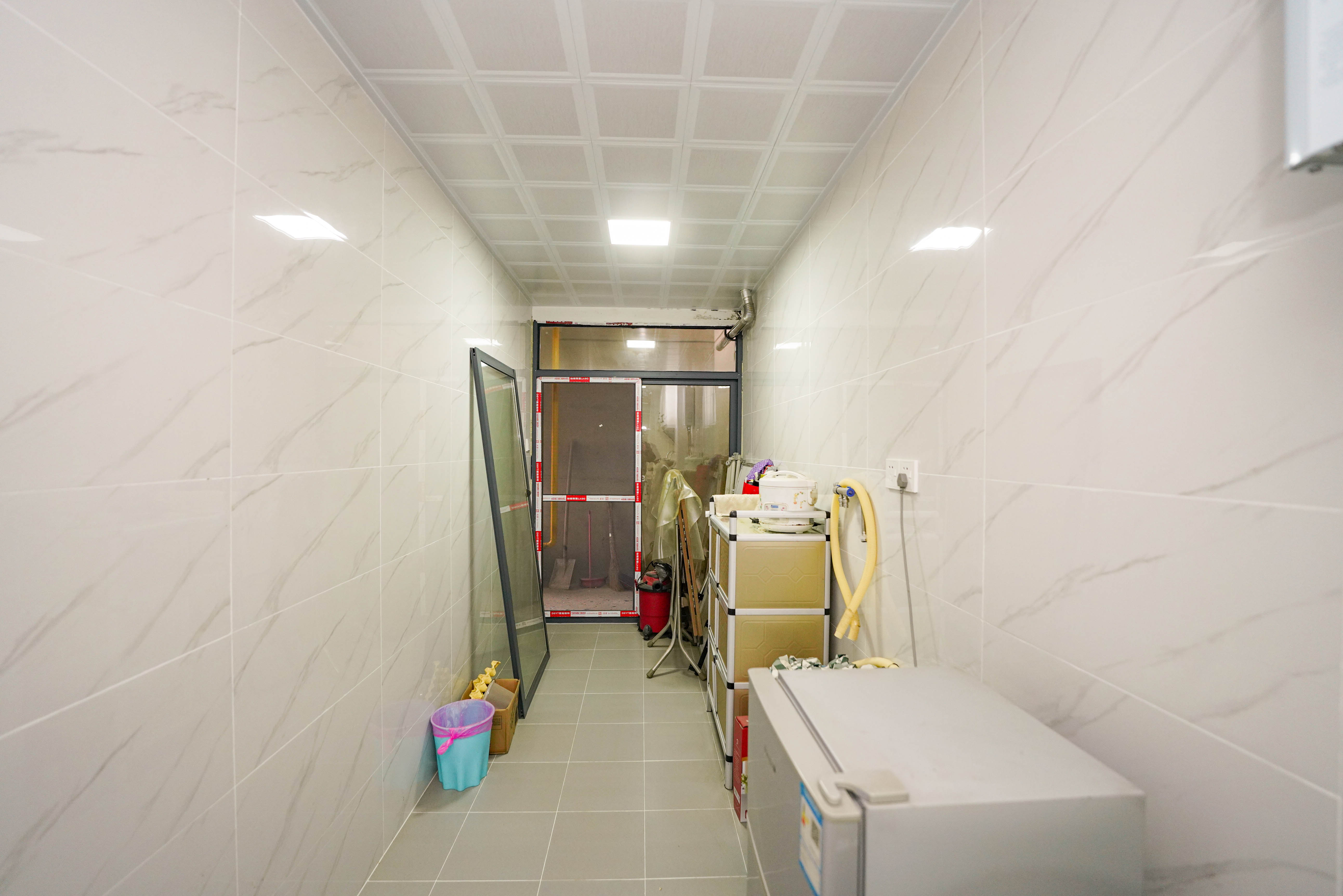 碧桂园公园壹号(凯怡茗苑)  3室2厅1卫    56.0万 碧桂园公园壹号(凯怡茗苑)  3室2厅1卫    56.0万厨房