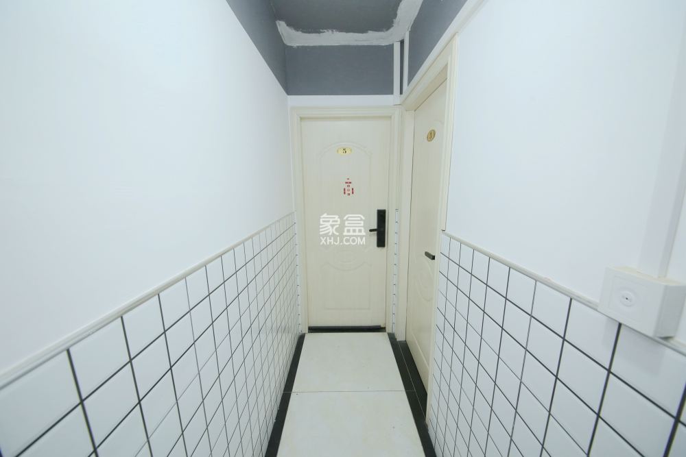 晓园大厦  3室1厅1卫   86.00万