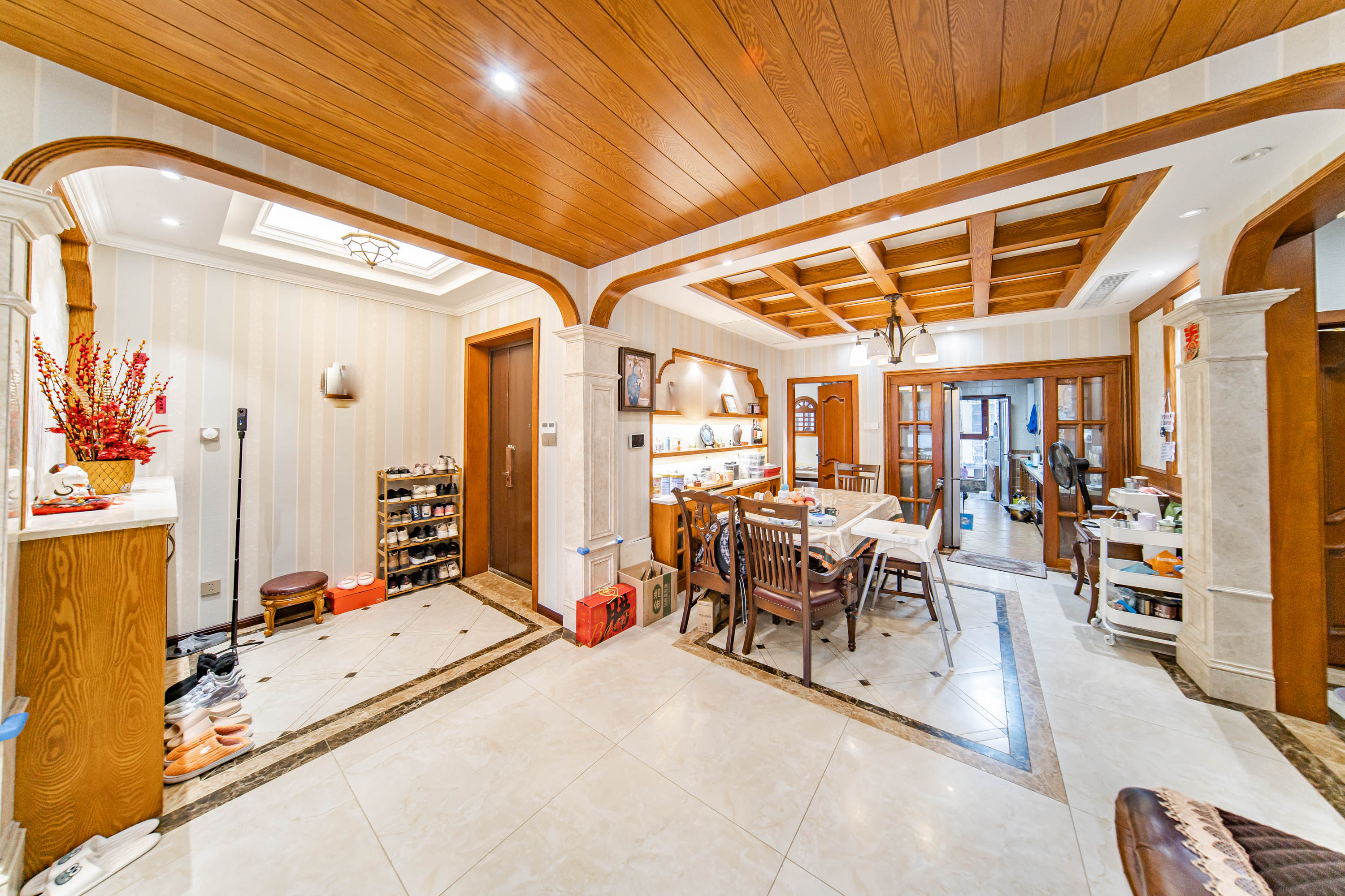 兰亭湾畔  4室2厅1卫    245.0万 兰亭湾畔  4室2厅1卫    245.0万其他