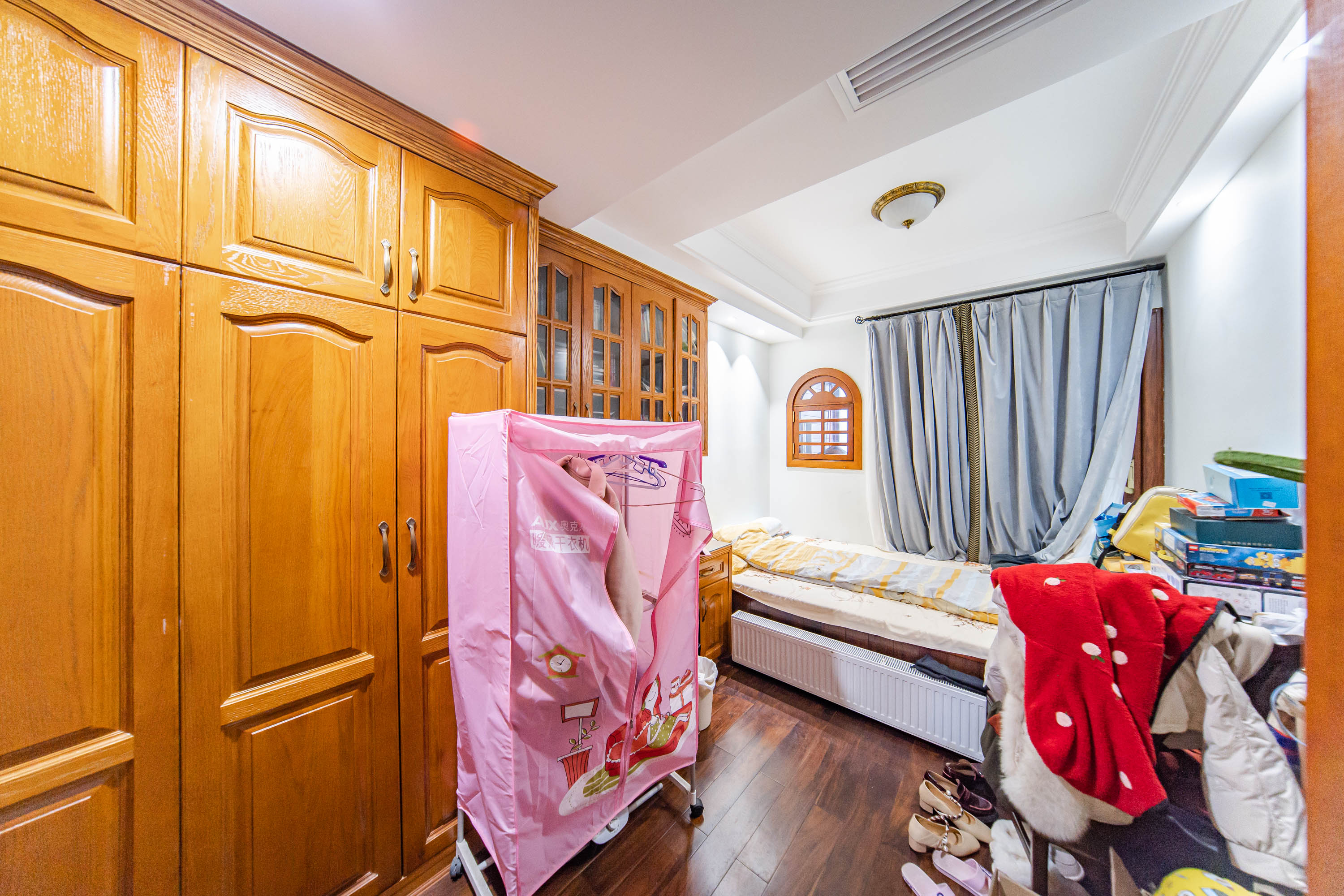 兰亭湾畔  4室2厅1卫    245.0万 兰亭湾畔  4室2厅1卫    245.0万卧室