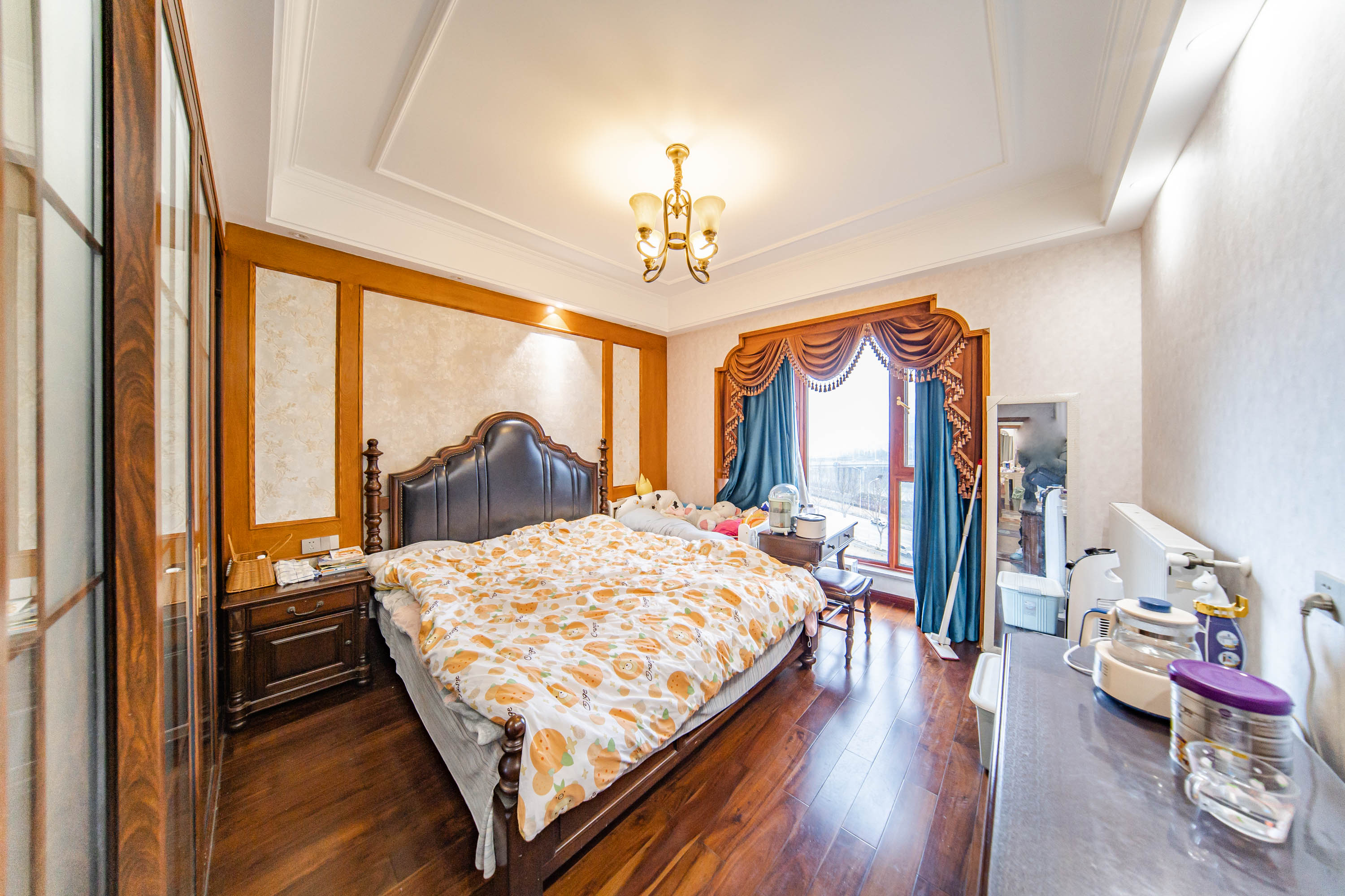 兰亭湾畔  4室2厅1卫    245.0万 兰亭湾畔  4室2厅1卫    245.0万卧室