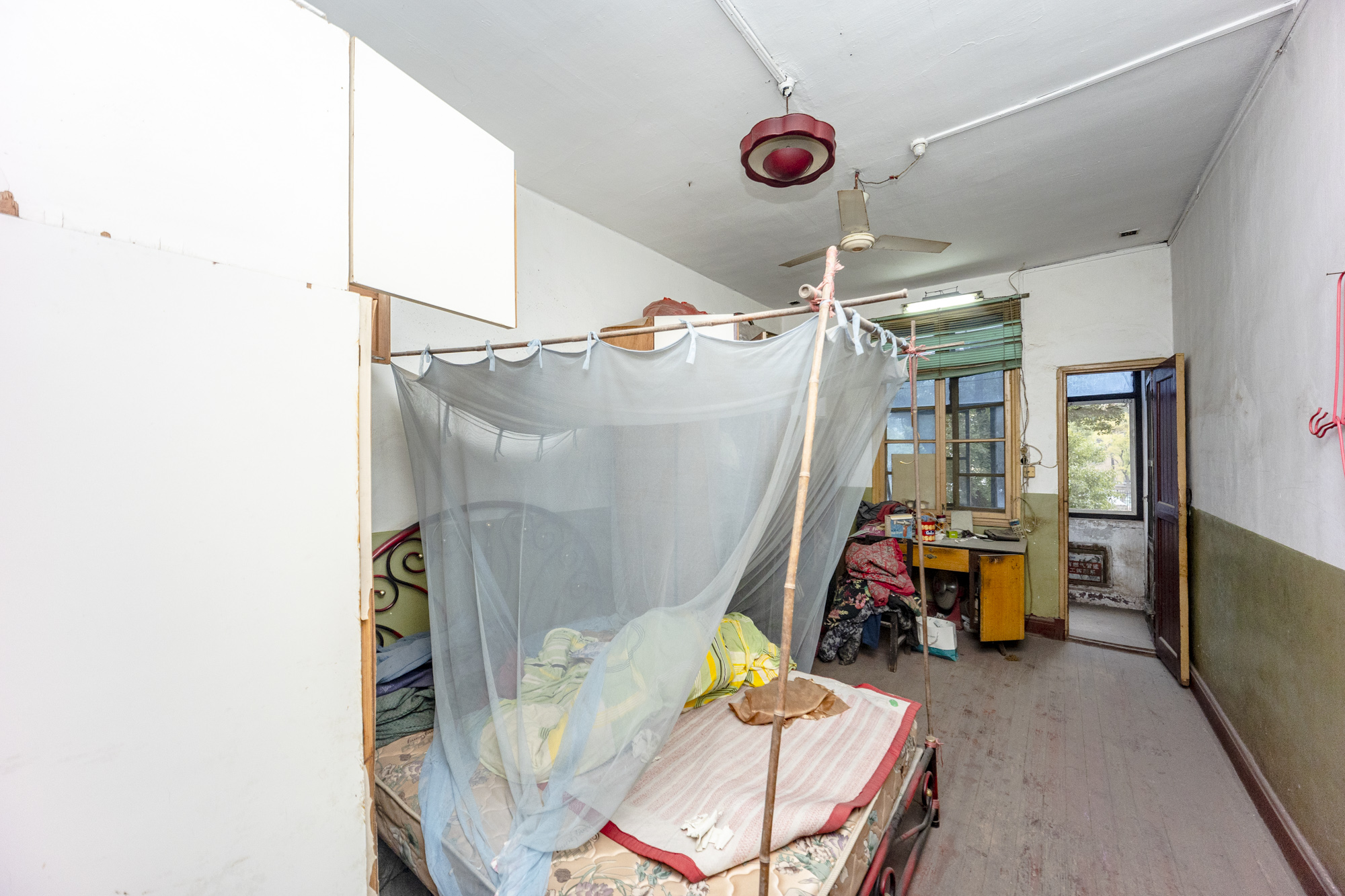 有色金属研究院（湖南有色金属研究院第一、二生活区）  2室1厅1卫   40.00万卧室