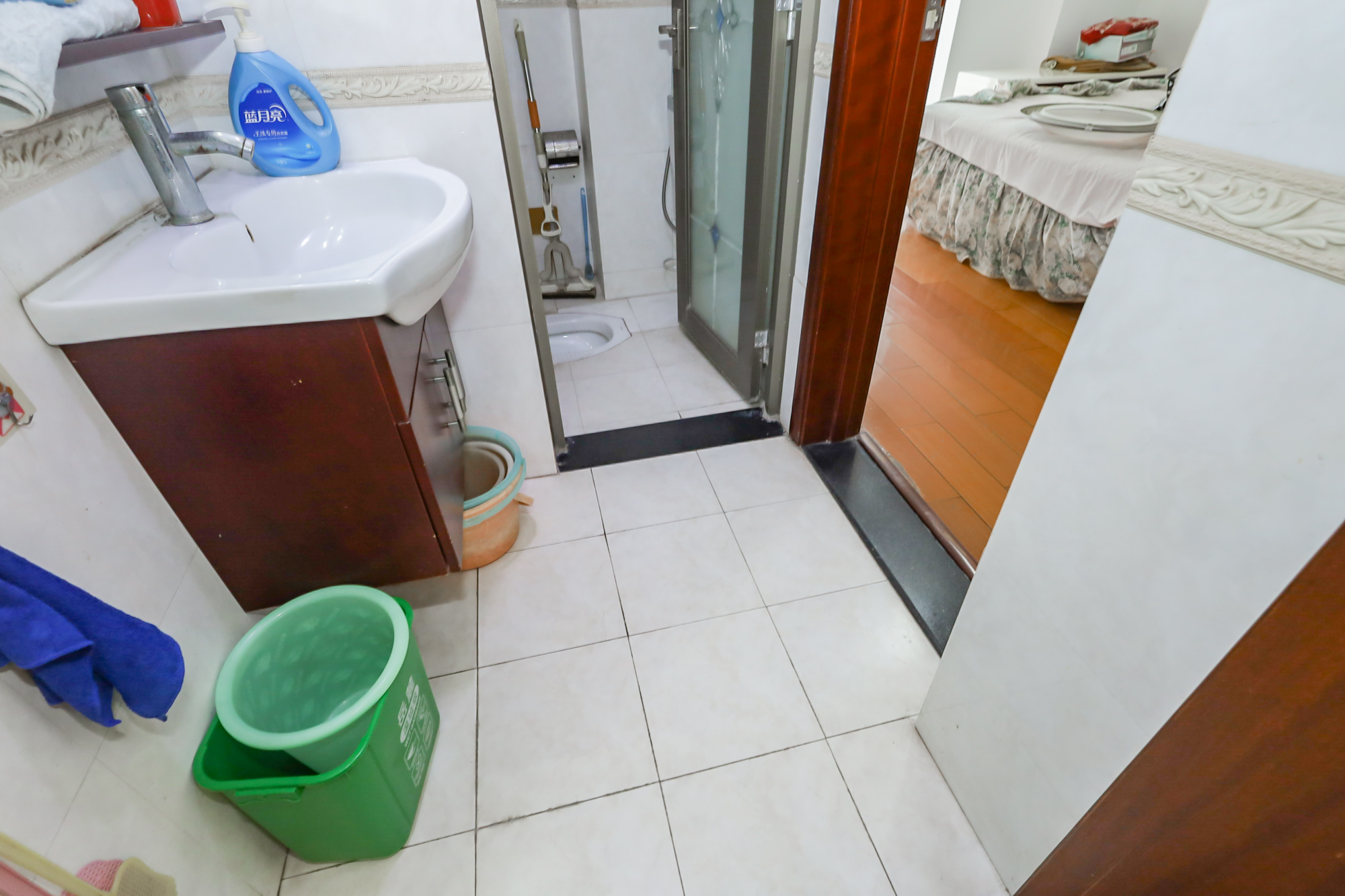 枫树园 4室2厅2卫 182.0万 枫树园 4室2厅2卫 182.0万卫生间