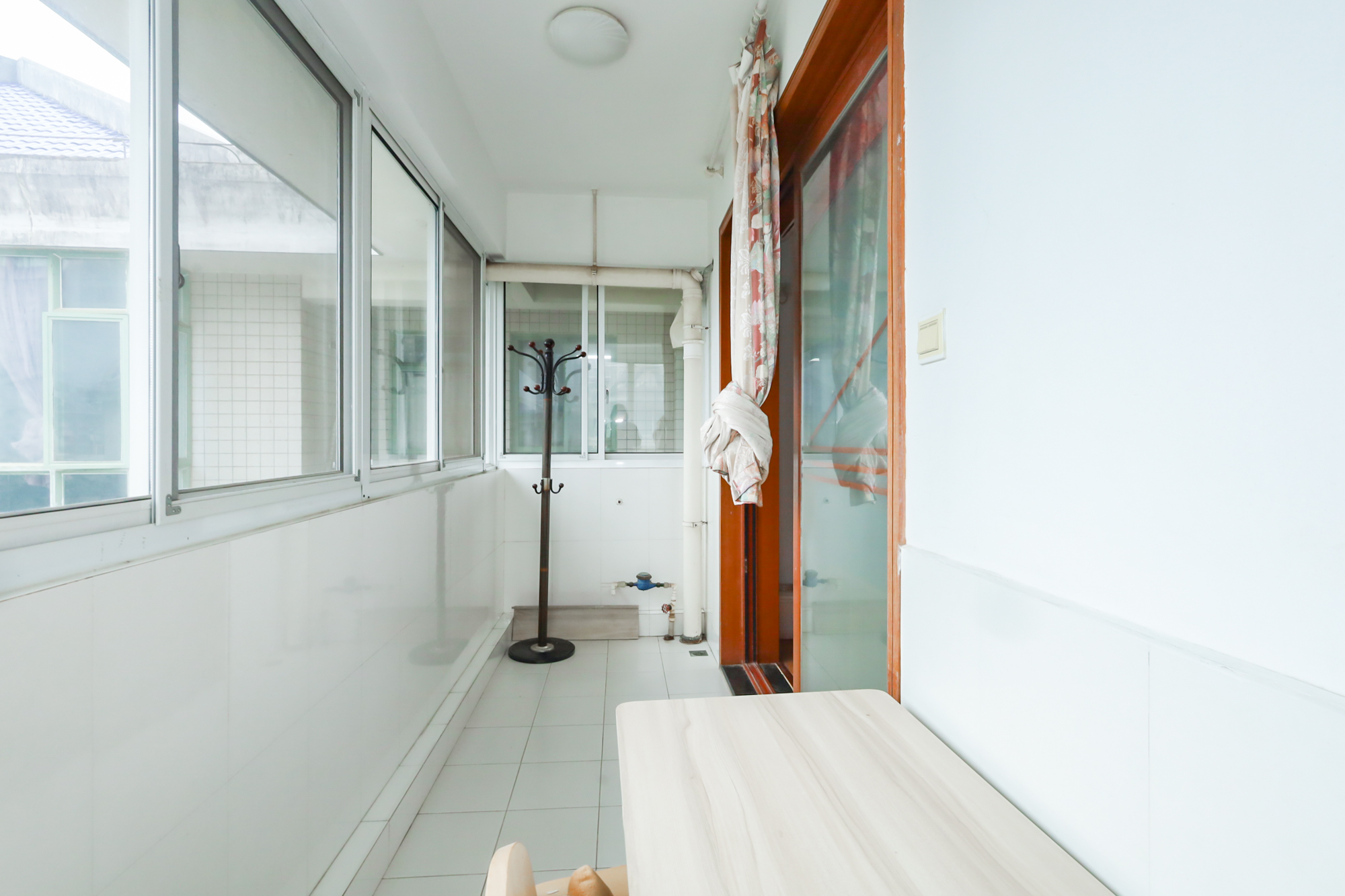 枫树园 4室2厅2卫 182.0万 枫树园 4室2厅2卫 182.0万阳台