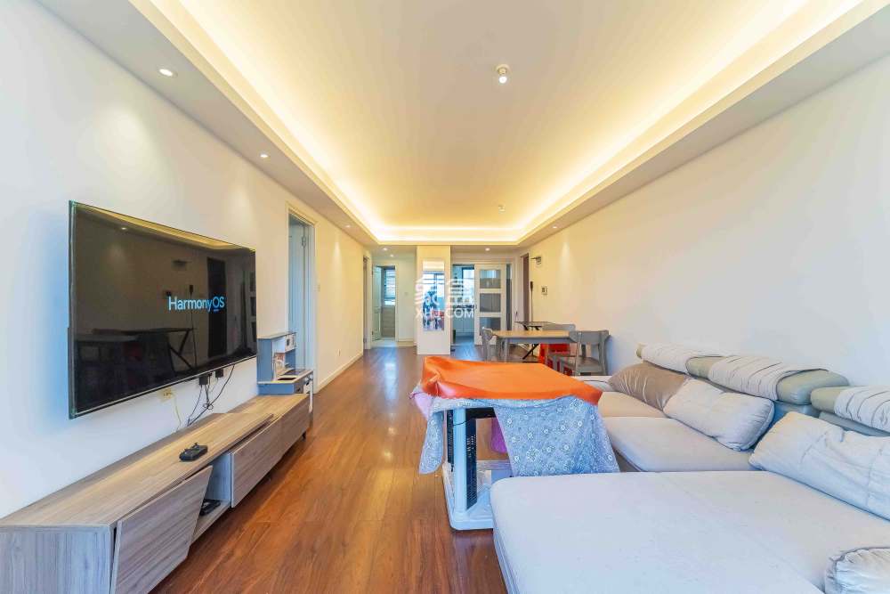 万科魅力之城观澜里  3室2厅2卫   110.00万