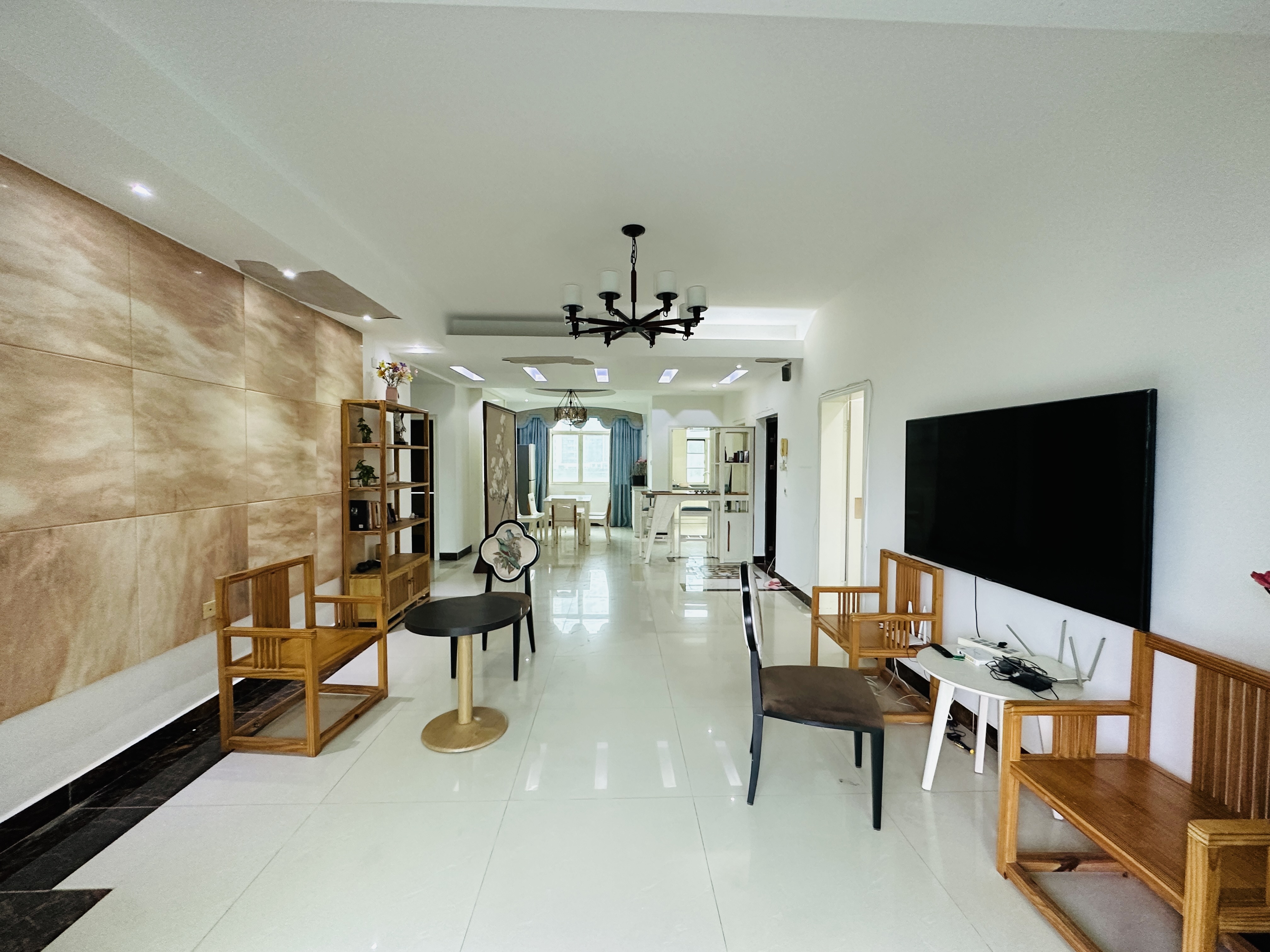 亚洲豪苑北区 3室2厅2卫 219.0万 亚洲豪苑北区 3室2厅2卫 219.0万室内图