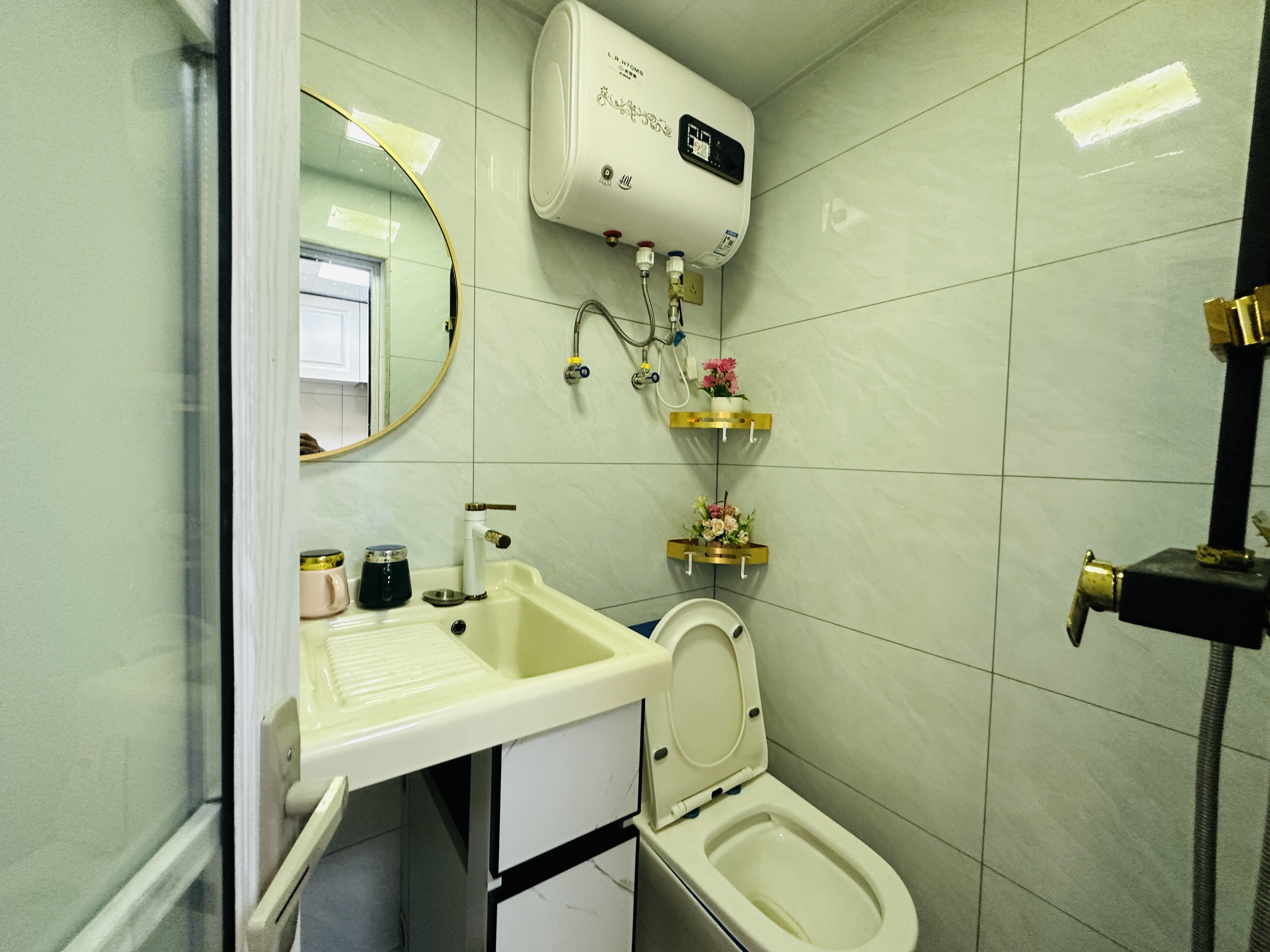 北岸青年公寓 1室1厅1卫 45.90万 北岸青年公寓 1室1厅1卫 45.90万卫生间