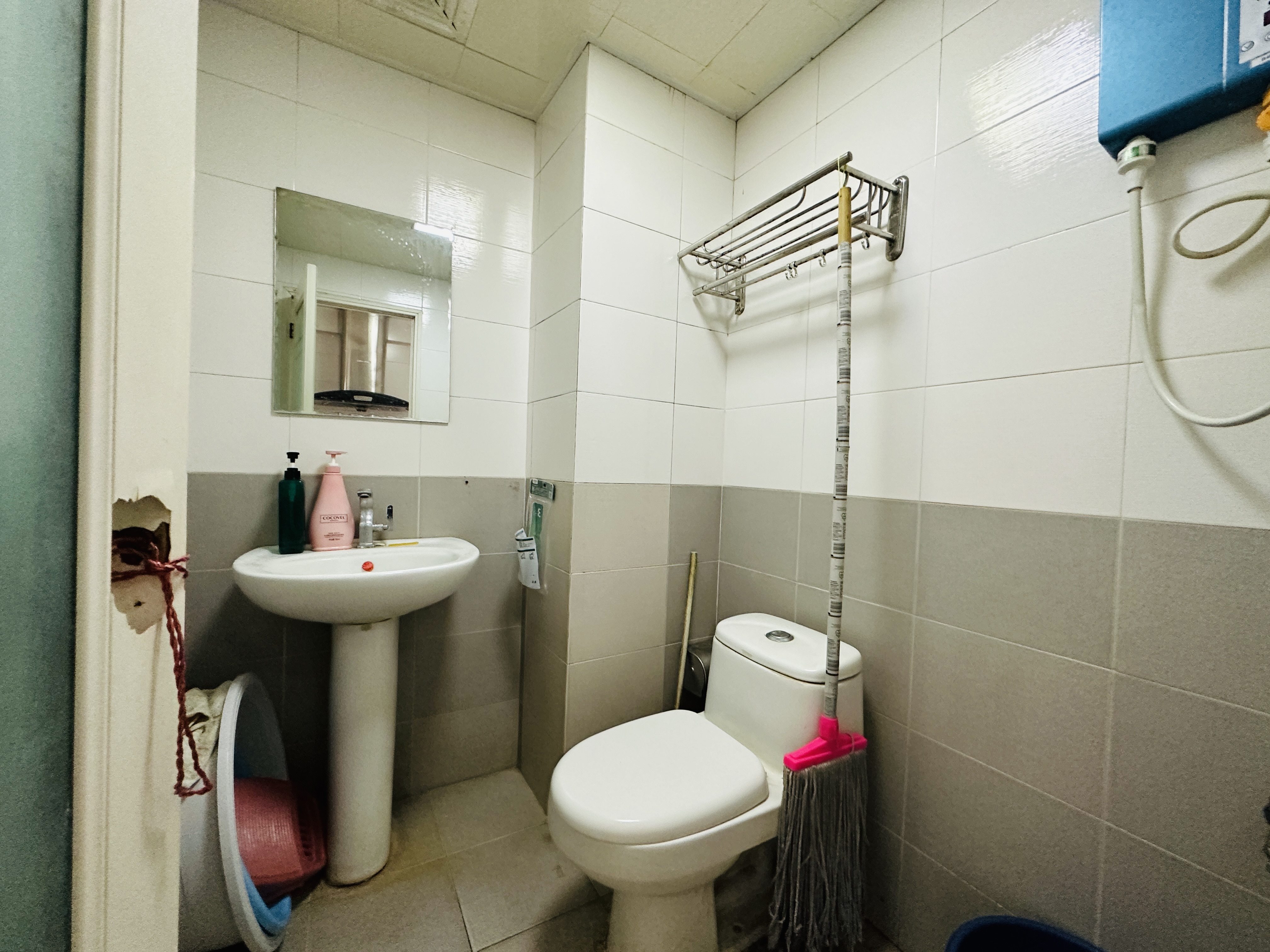 北岸青年公寓 1室1厅1卫 37.00万 北岸青年公寓 1室1厅1卫 37.00万卫生间