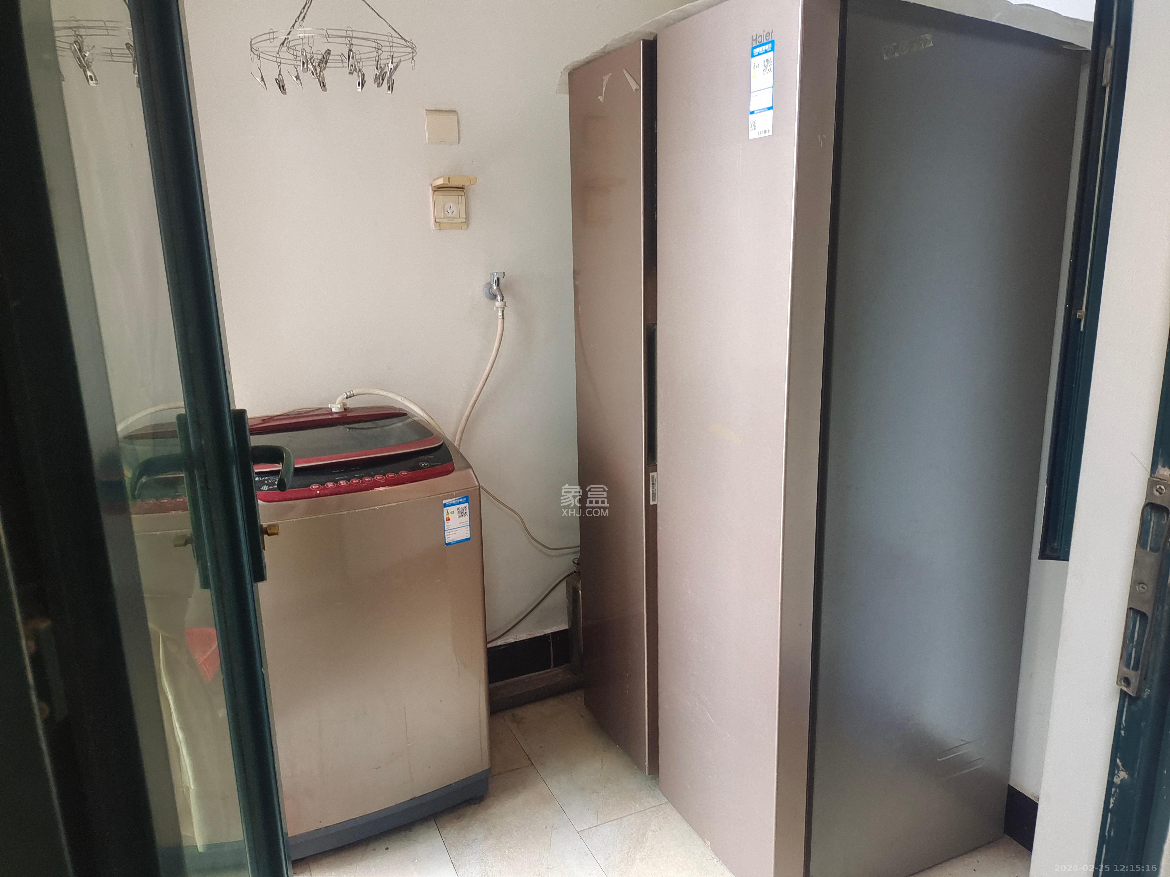 恒大名都  3室2厅2卫    1750.0元/月室内图