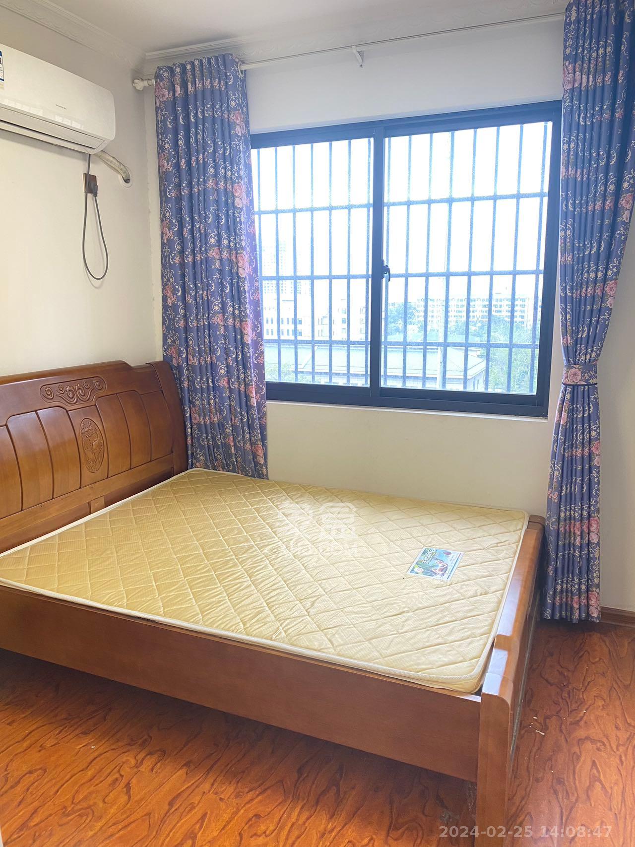 康桥长郡  4室2厅2卫   2500.00元/月室内图