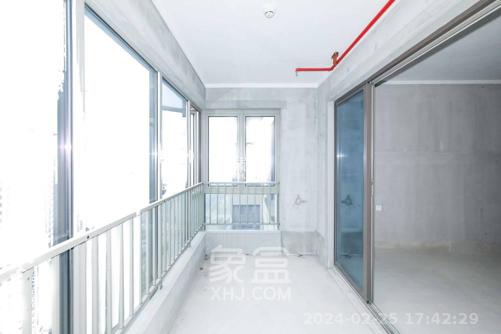 梅溪华府（新城金茂梦想华府）  4室2厅3卫   2500.00元/月室内图