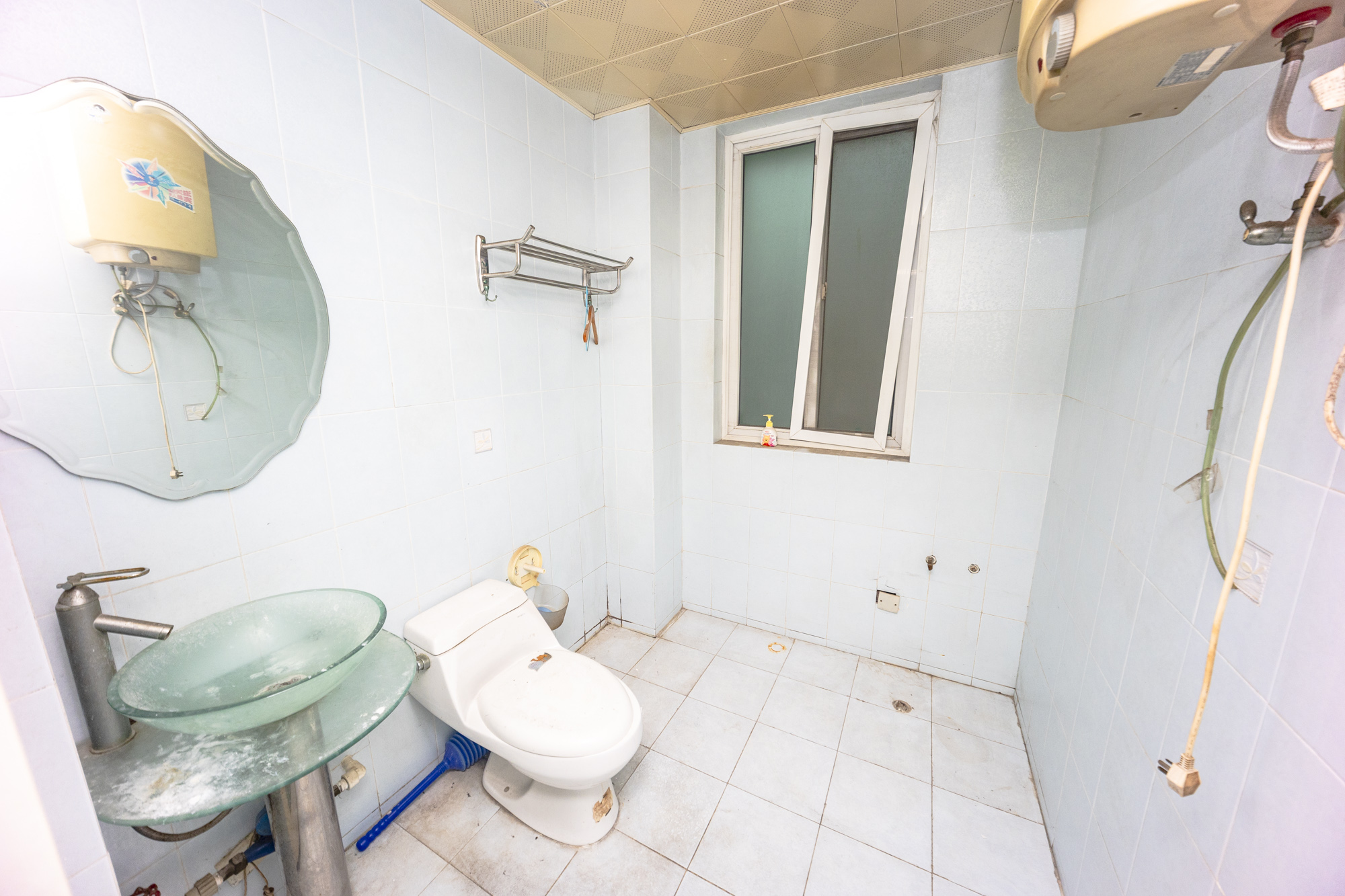 创远景园 3室1厅1卫 138.0万 创远景园 3室1厅1卫 138.0万卫生间