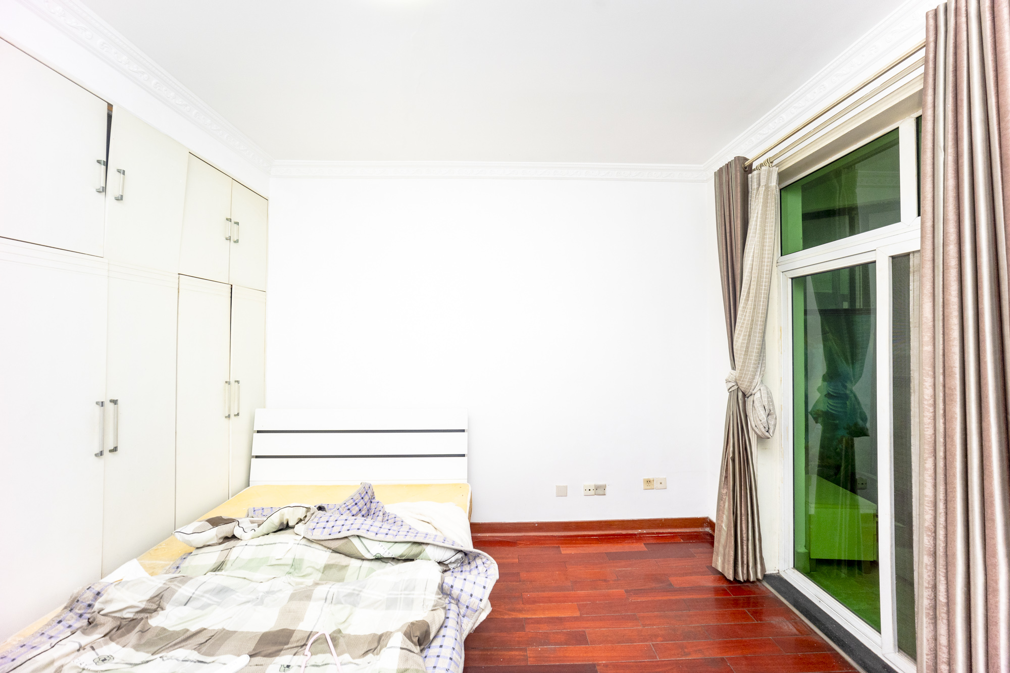 创远景园 3室1厅1卫 138.0万 创远景园 3室1厅1卫 138.0万卧室