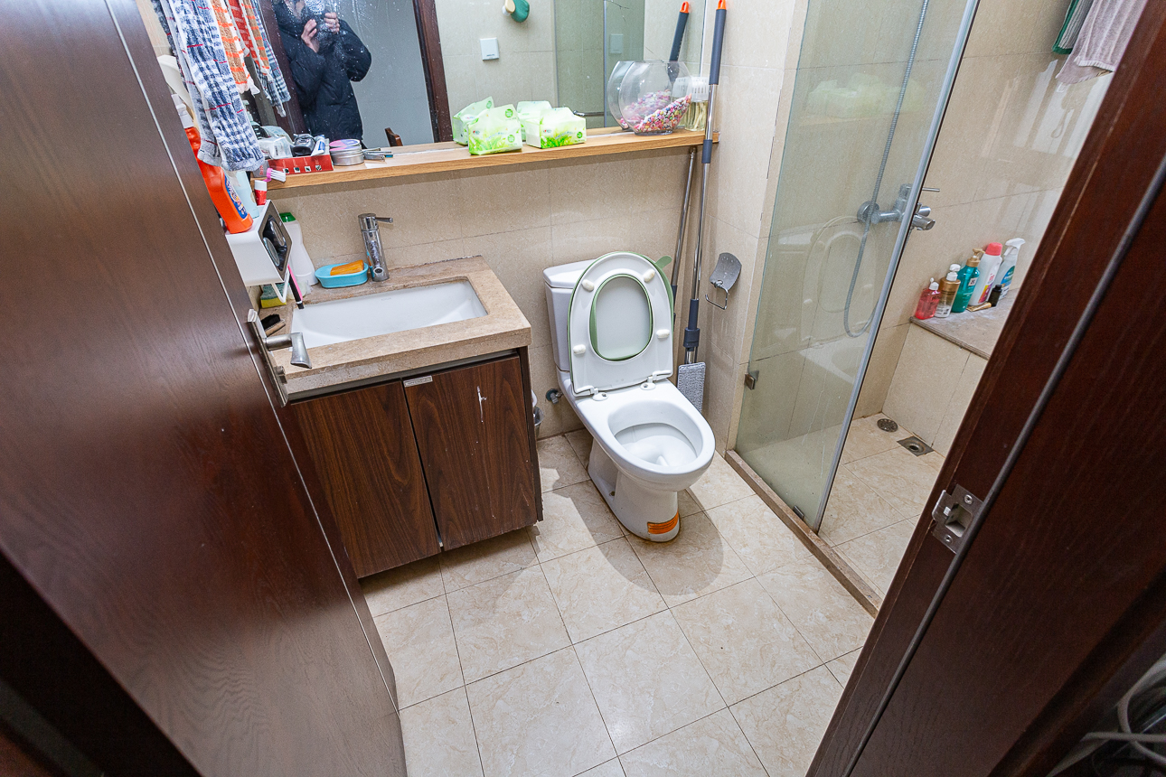 时代倾城一期 3室2厅1卫 100.0万 时代倾城一期 3室2厅1卫 100.0万卫生间