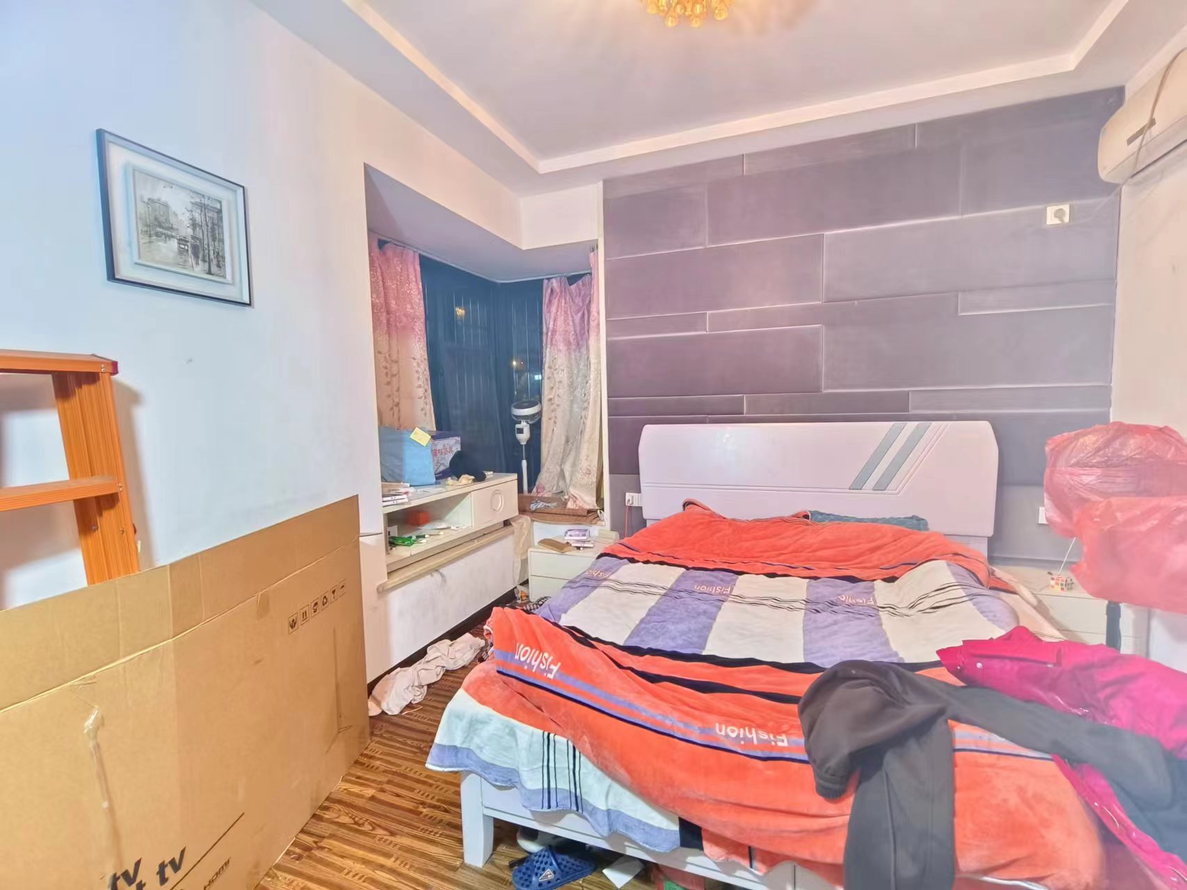 圣华名城建设北路110号  3室2厅2卫    52.0万 圣华名城建设北路110号  3室2厅2卫    52.0万室内图