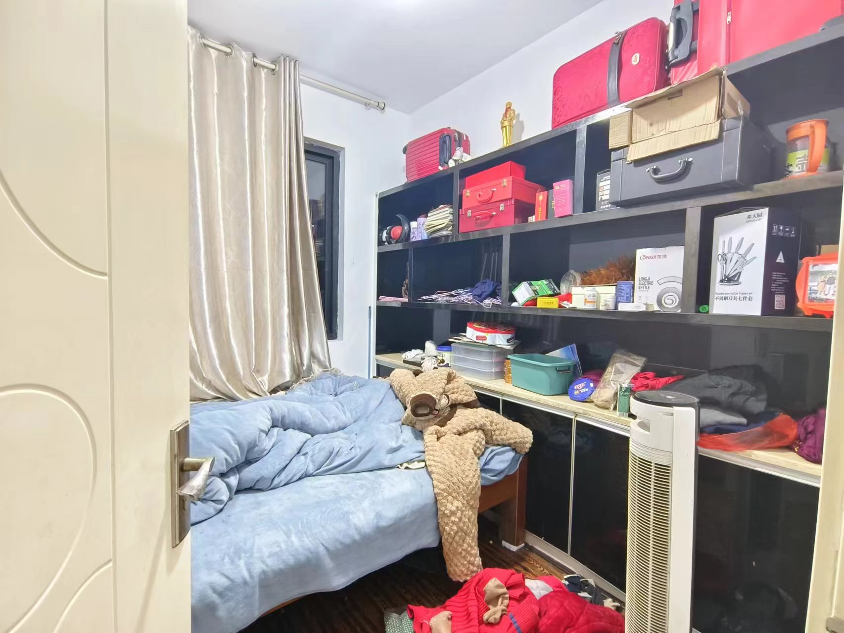 圣华名城建设北路110号  3室2厅2卫    52.0万 圣华名城建设北路110号  3室2厅2卫    52.0万室内图